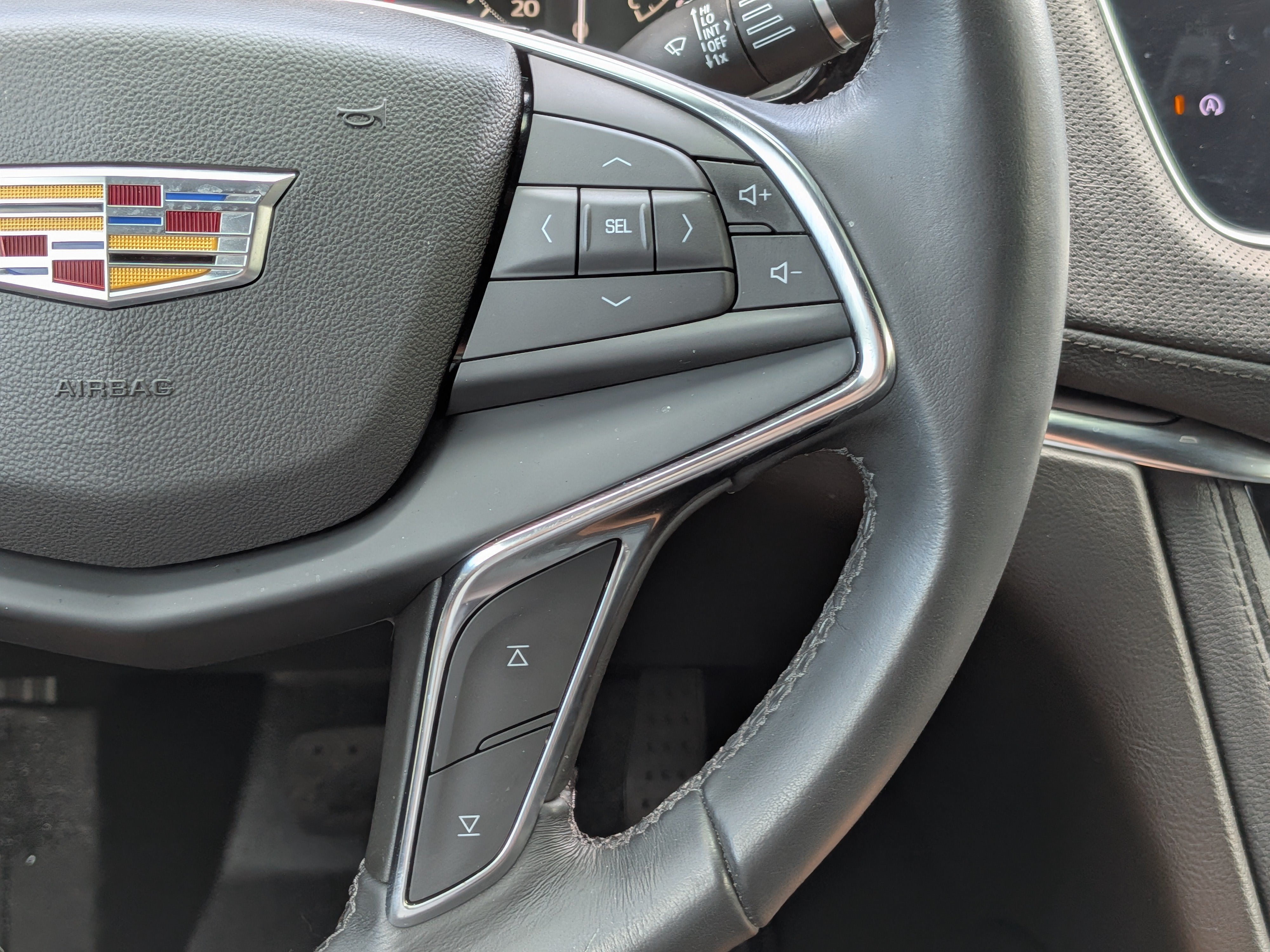 2023 Cadillac XT5 Luxury