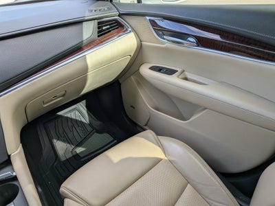 2017 Cadillac XT5 Luxury FWD