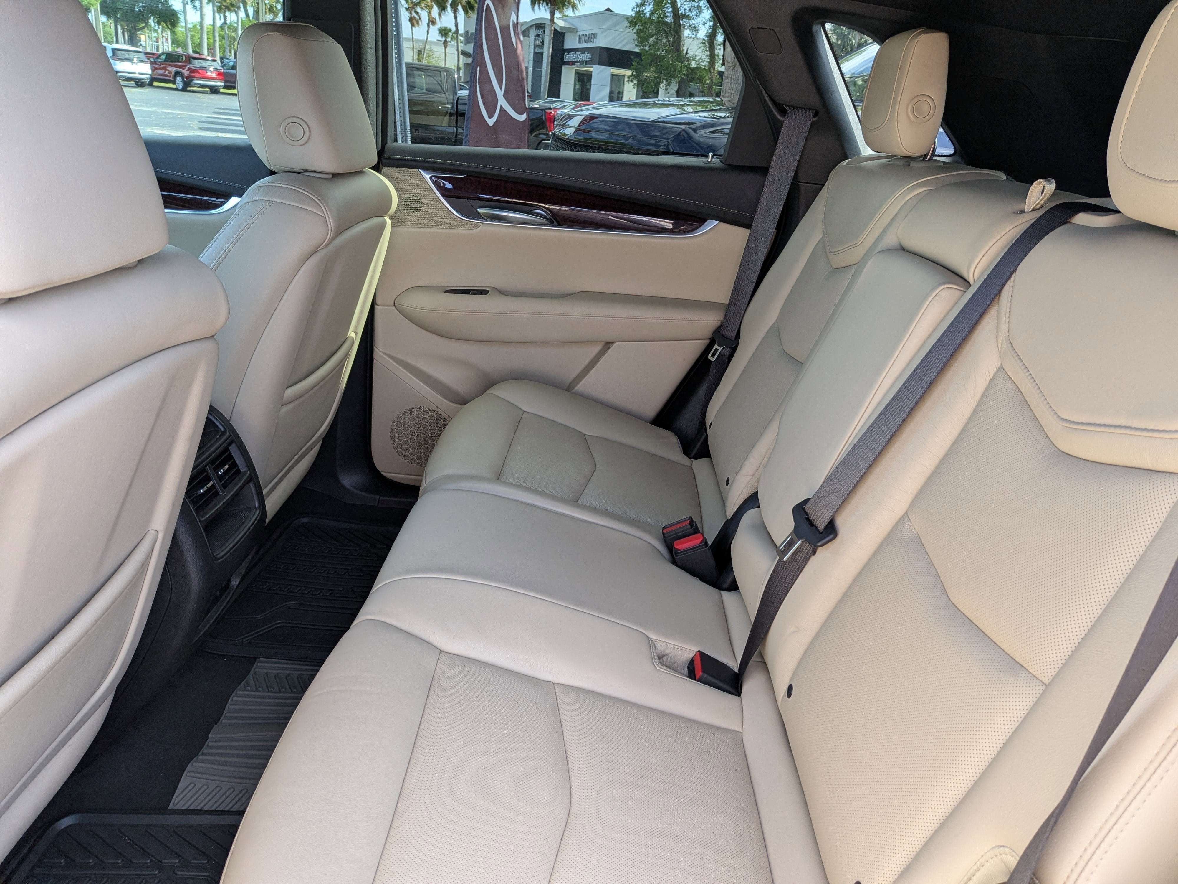 2017 Cadillac XT5 Luxury FWD