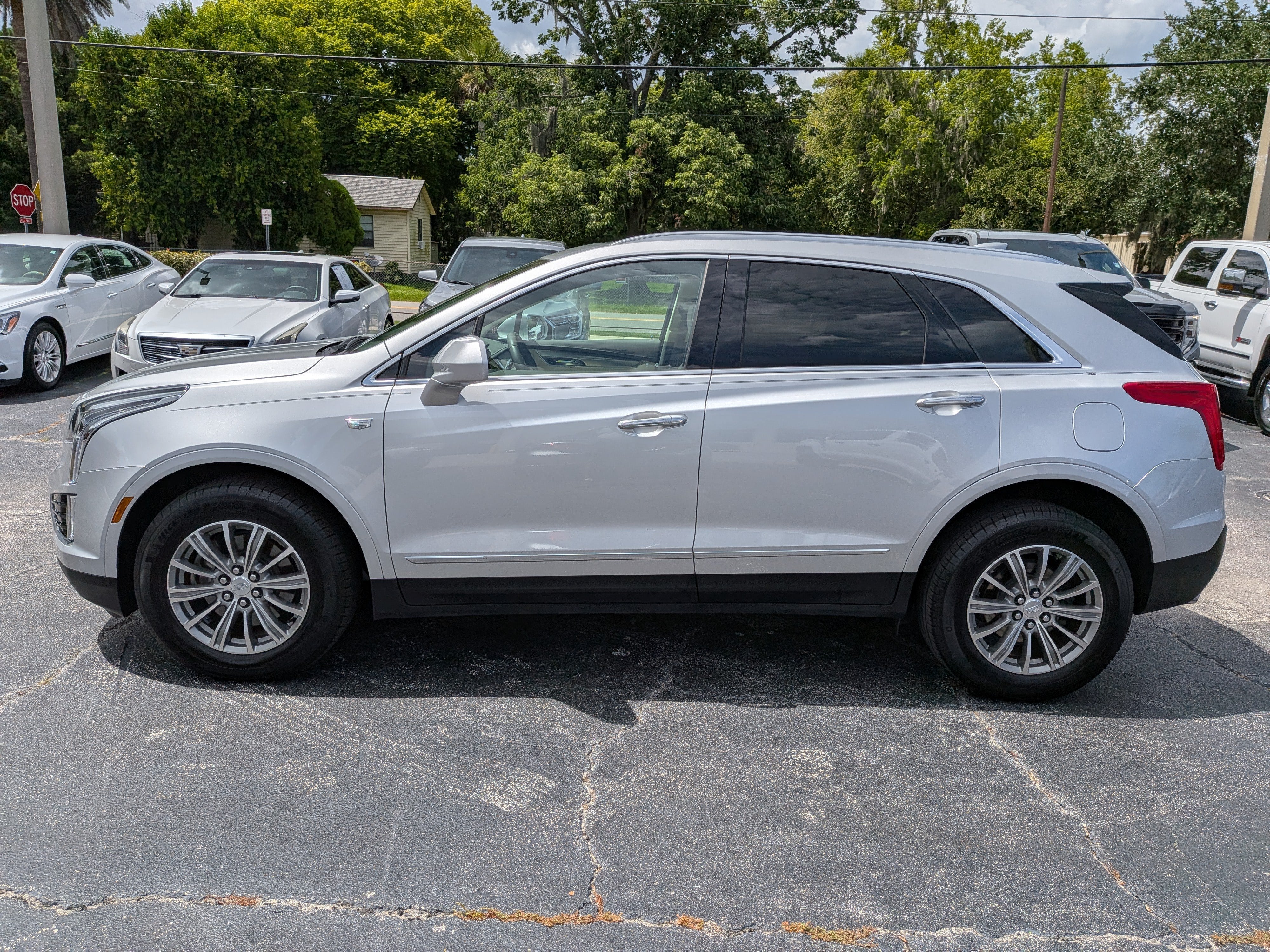 2019 Cadillac XT5 Luxury FWD