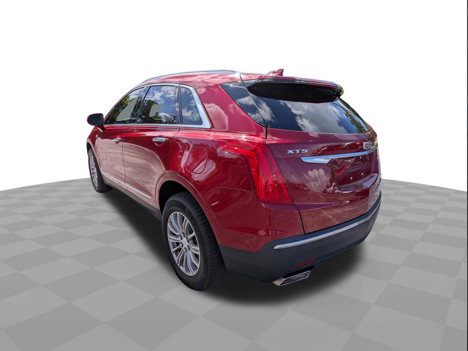 2019 Cadillac XT5 Luxury FWD