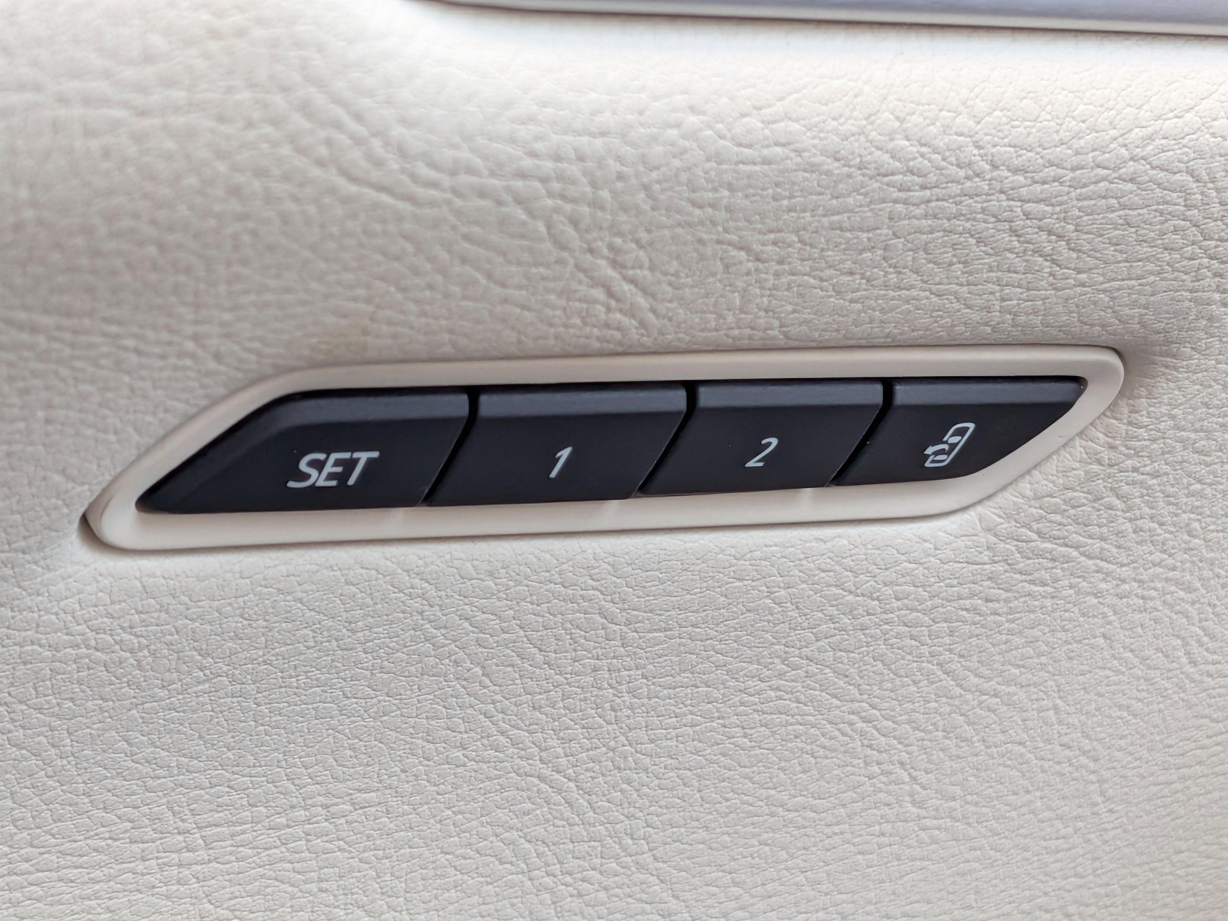 2021 Cadillac XT5 FWD Premium Luxury
