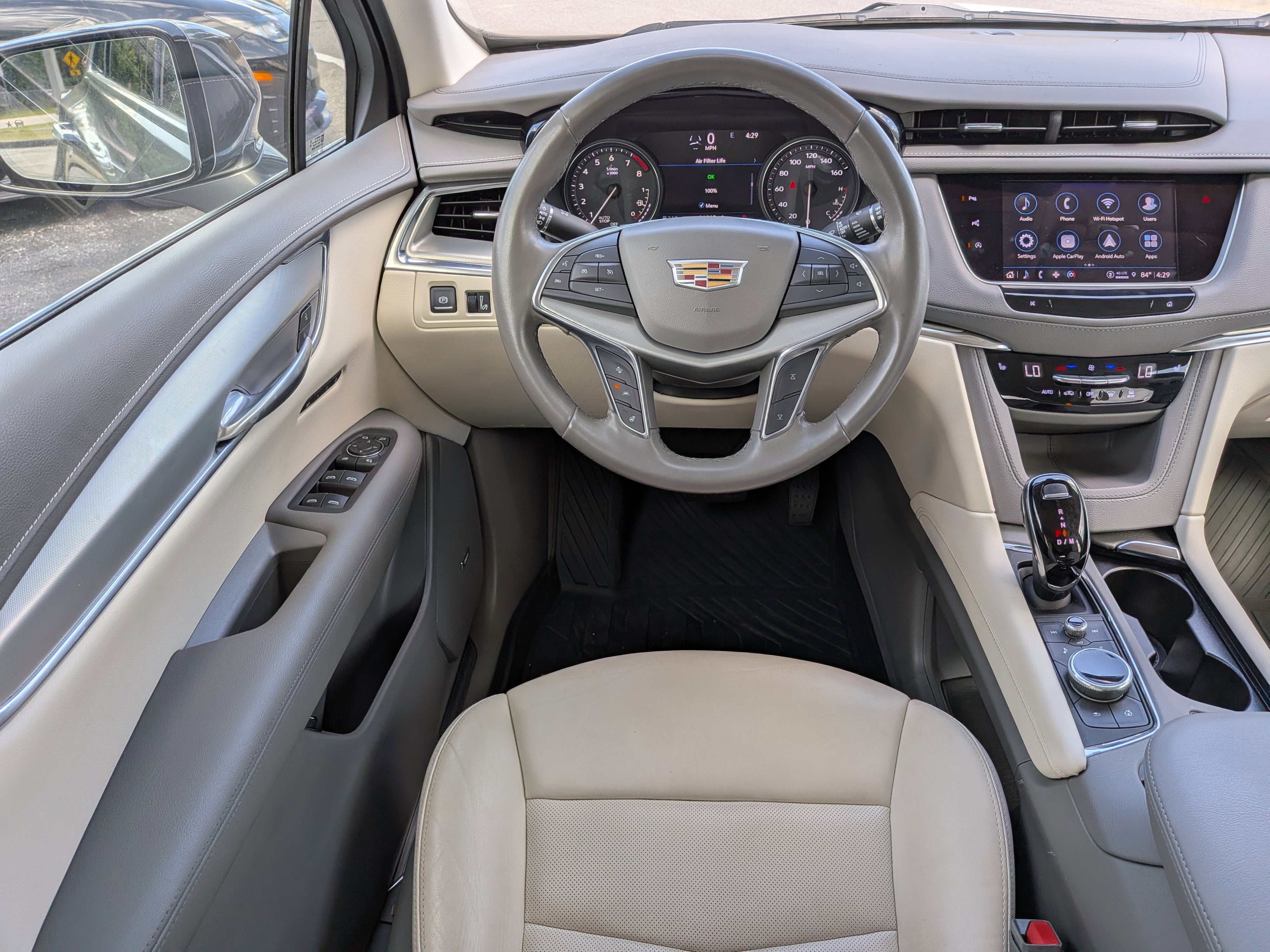 2022 Cadillac XT5 Premium Luxury