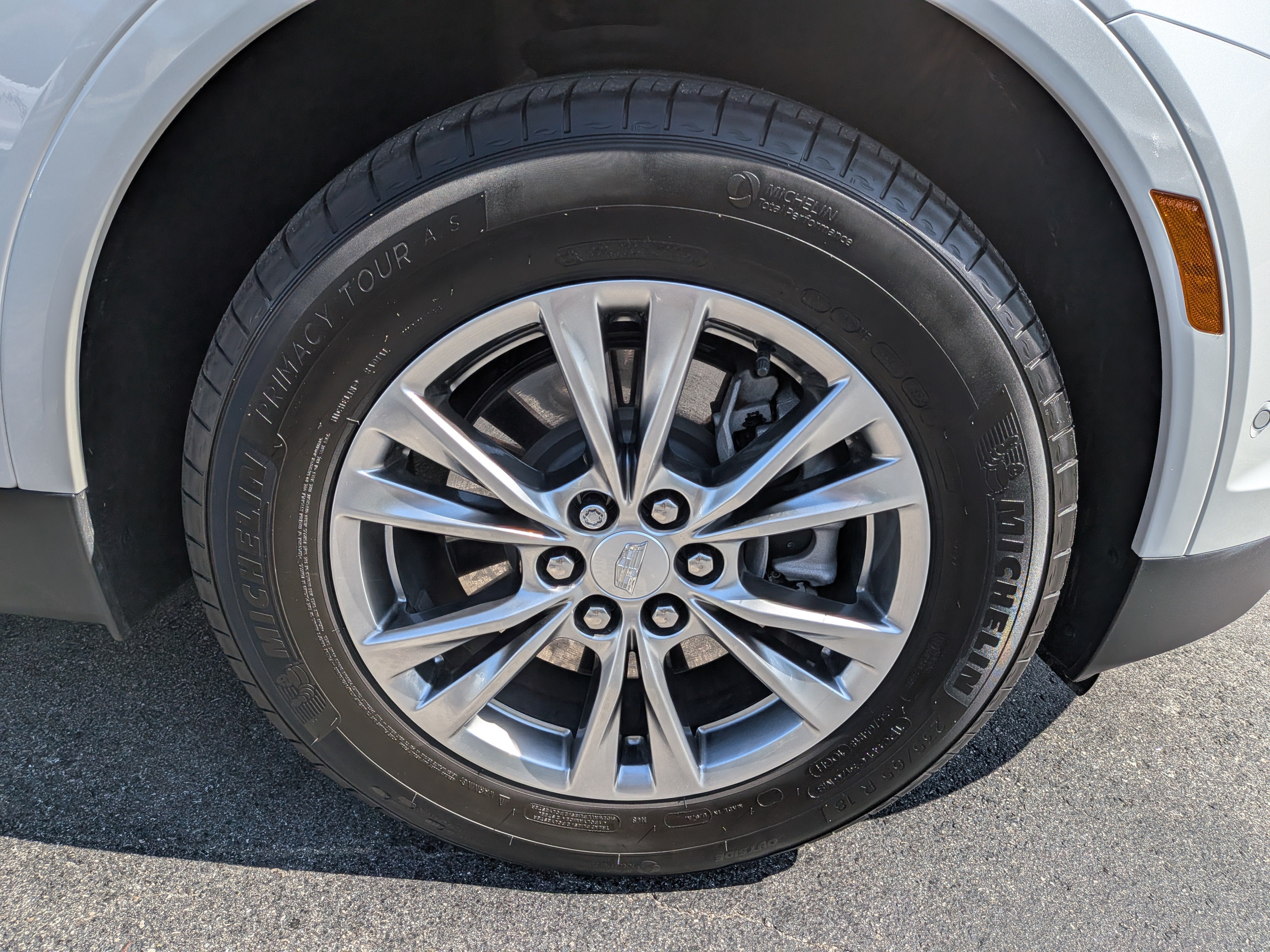 2023 Cadillac XT5 FWD Premium Luxury