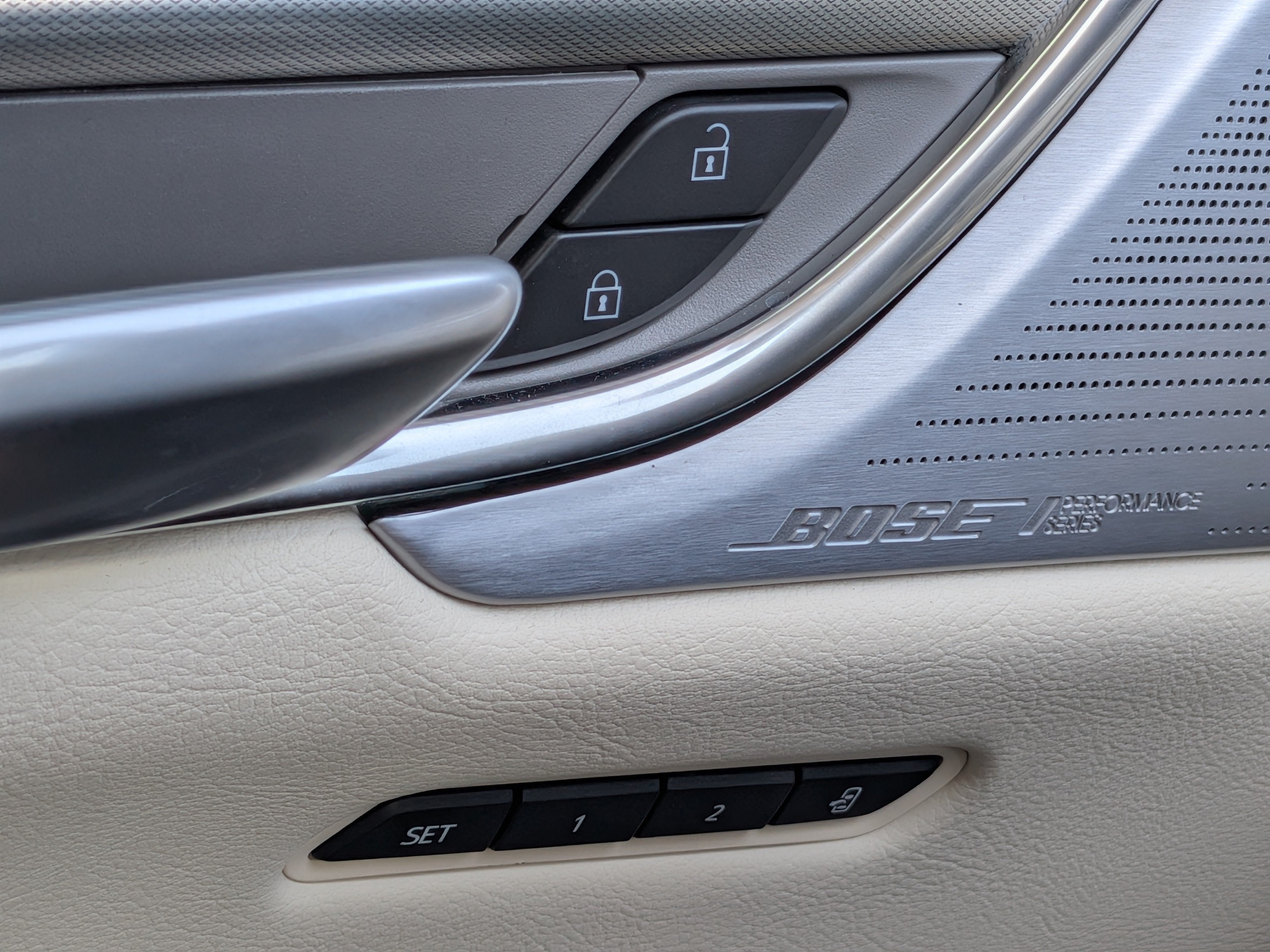 2023 Cadillac XT5 FWD Premium Luxury