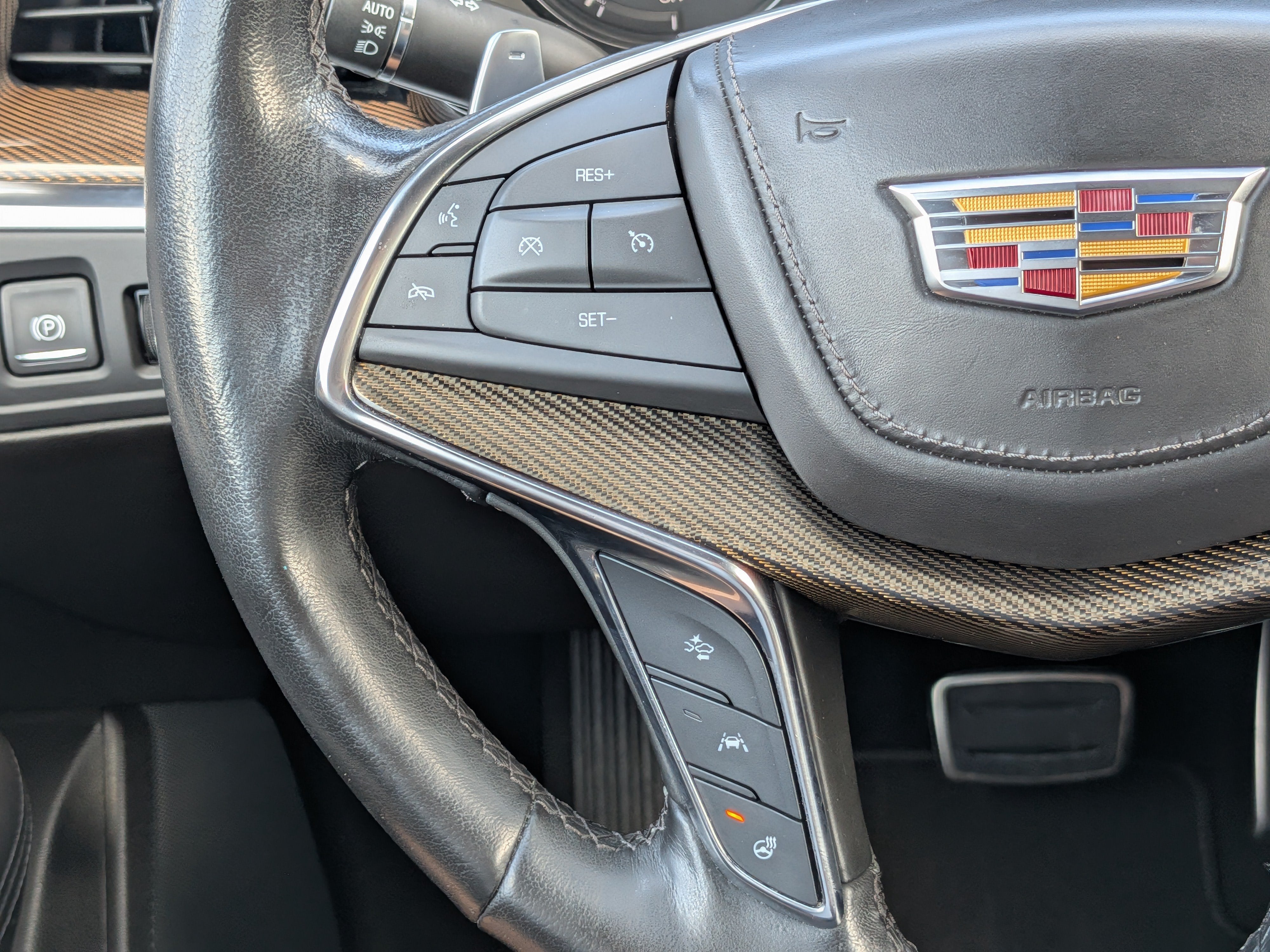 2024 Cadillac XT5 Sport