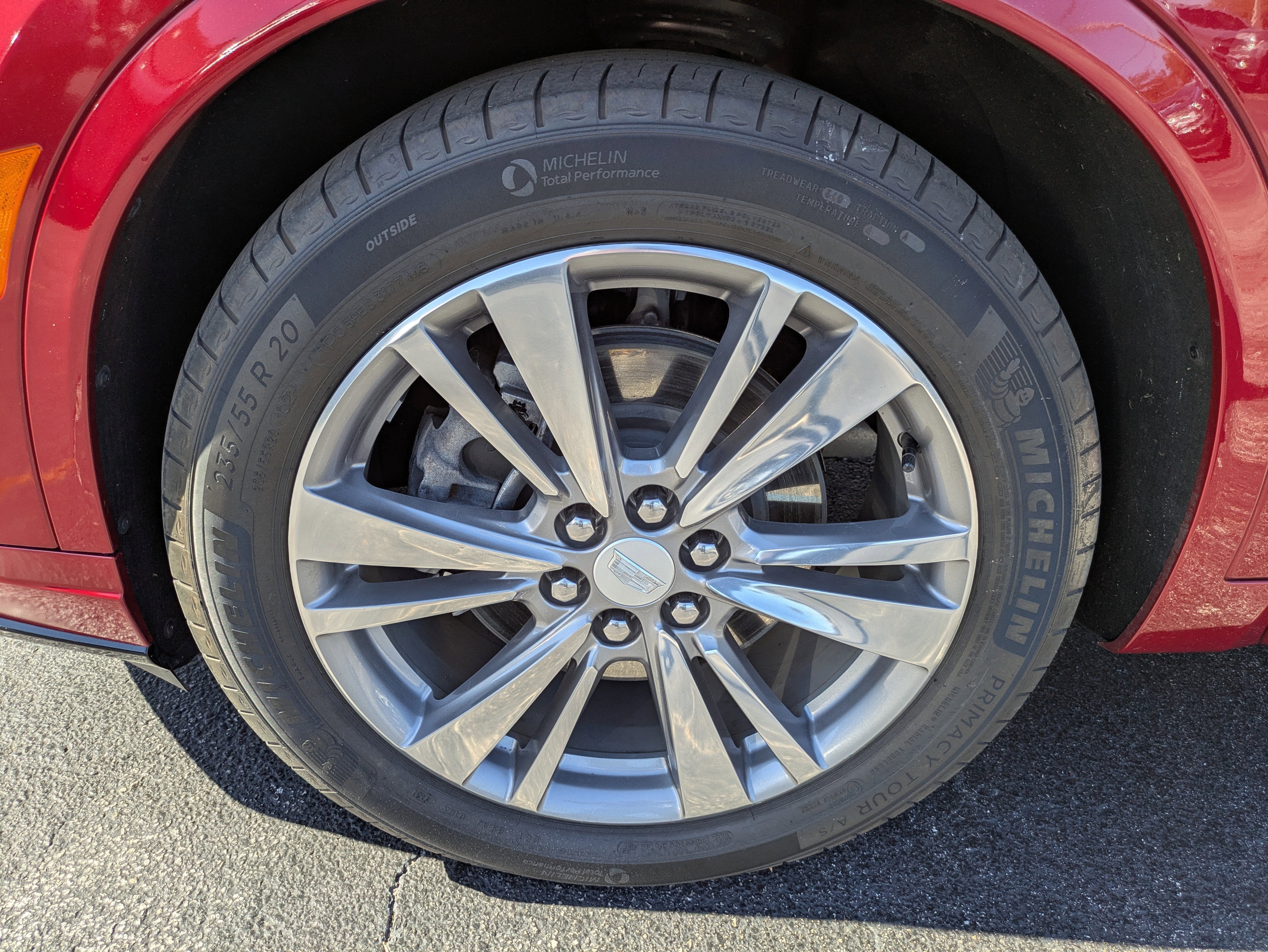 2022 Cadillac XT6 Premium Luxury