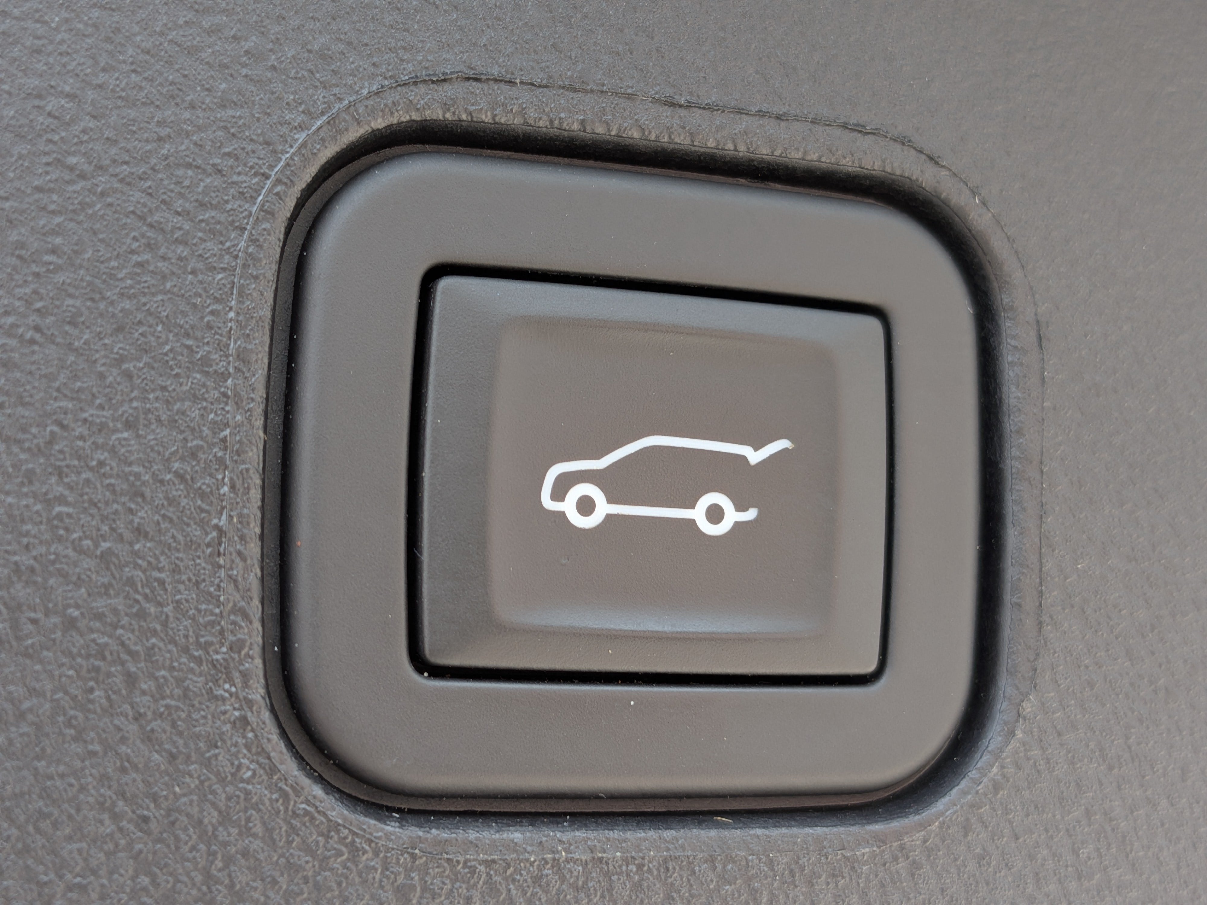 2024 Cadillac LYRIQ Luxury 1