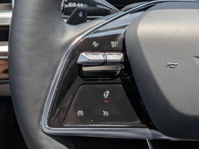 2024 Cadillac LYRIQ Luxury 1