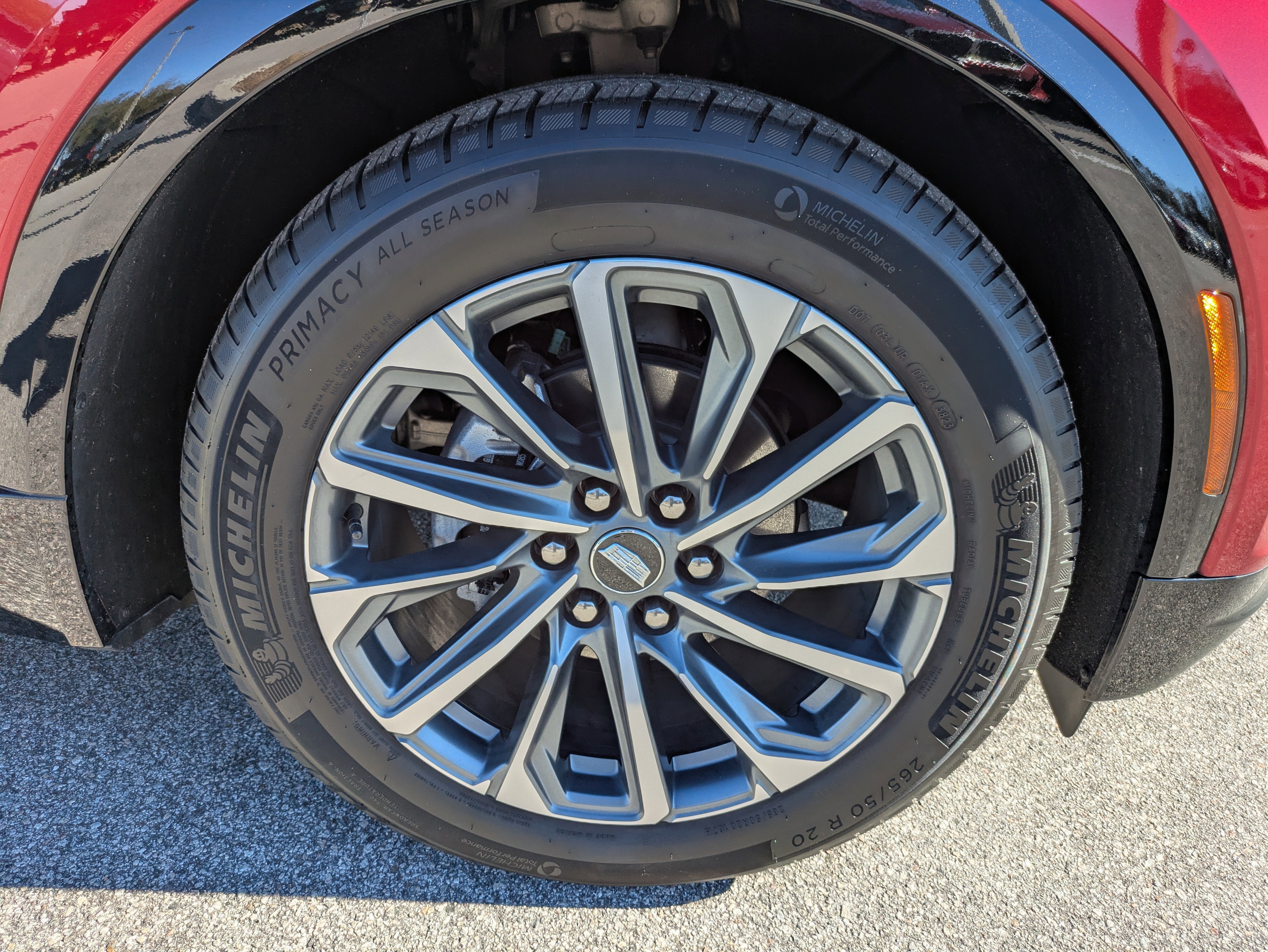 2024 Cadillac LYRIQ Sport 2