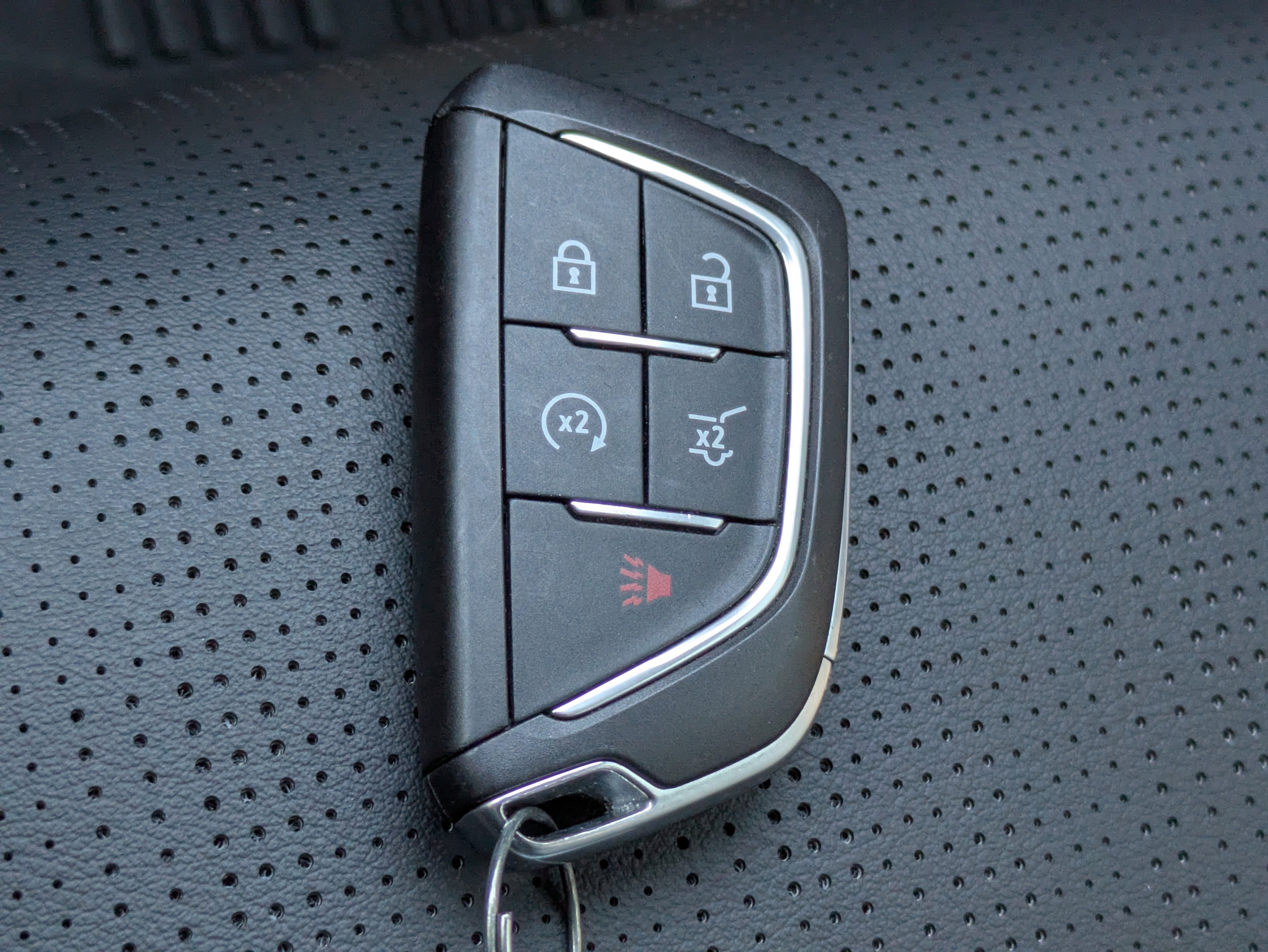 2024 Cadillac LYRIQ Sport 2