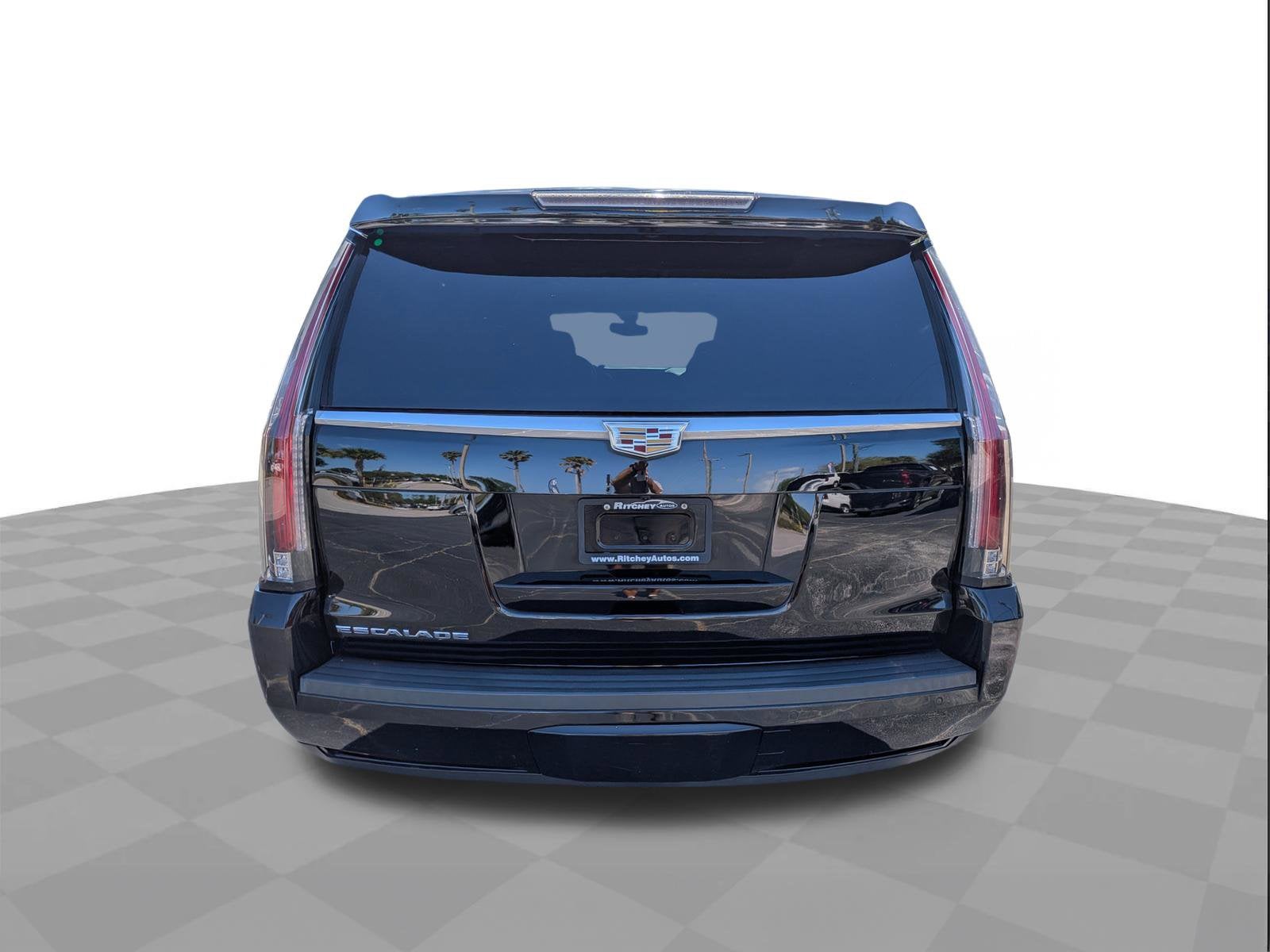 2019 Cadillac Escalade Standard