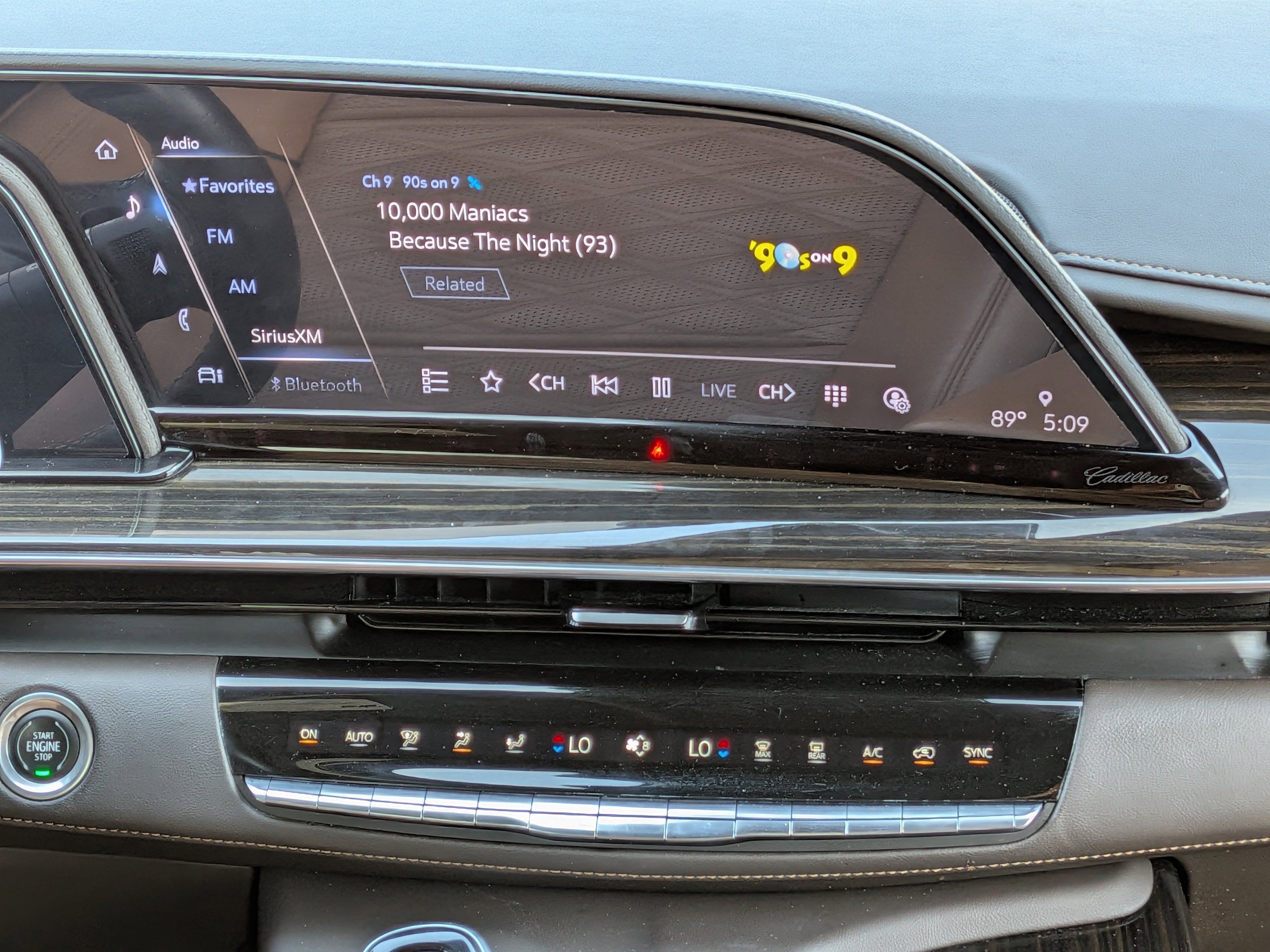 2022 Cadillac Escalade Premium Luxury