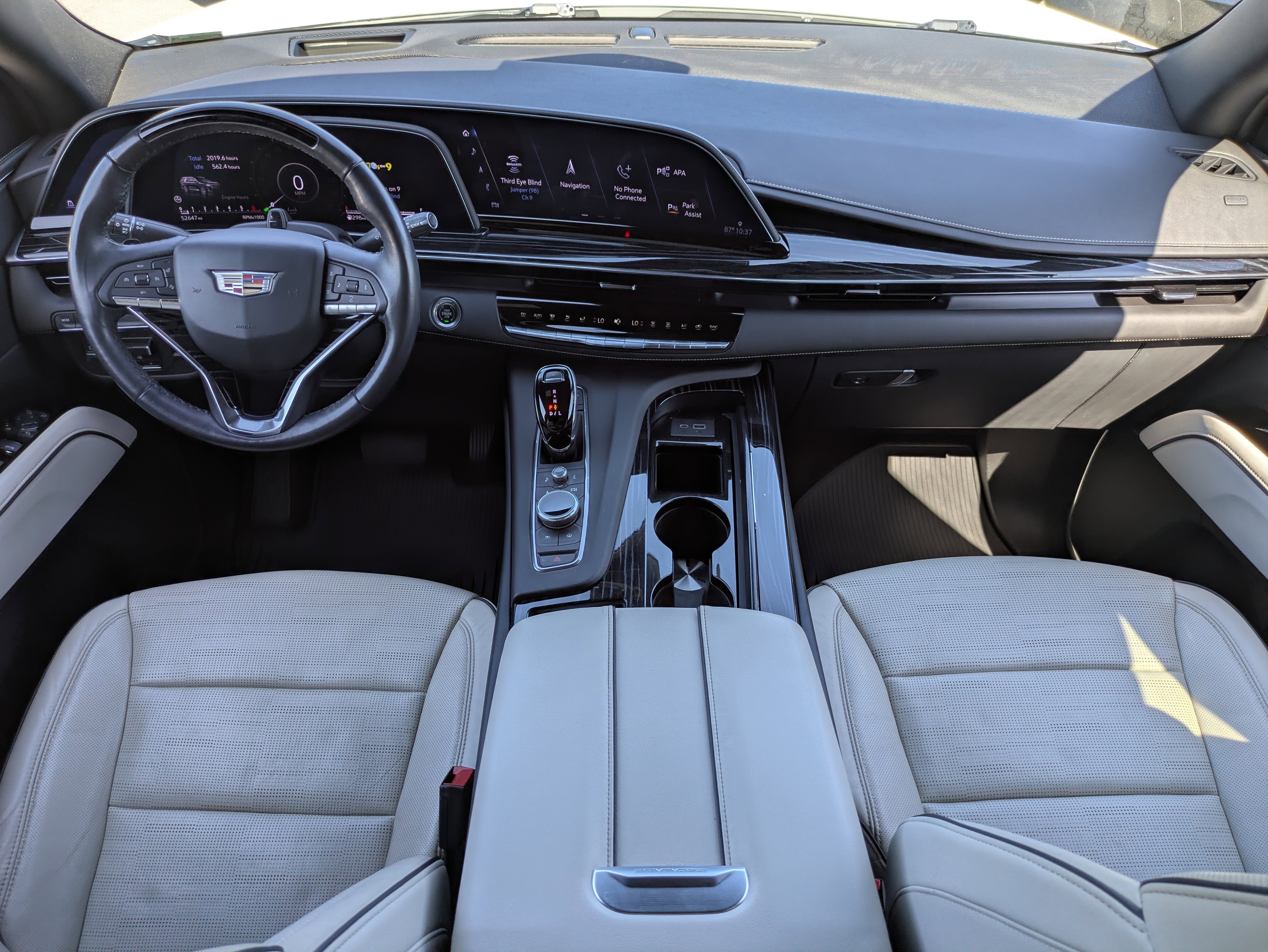 2022 Cadillac Escalade Sport