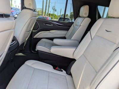 2022 Cadillac Escalade Sport