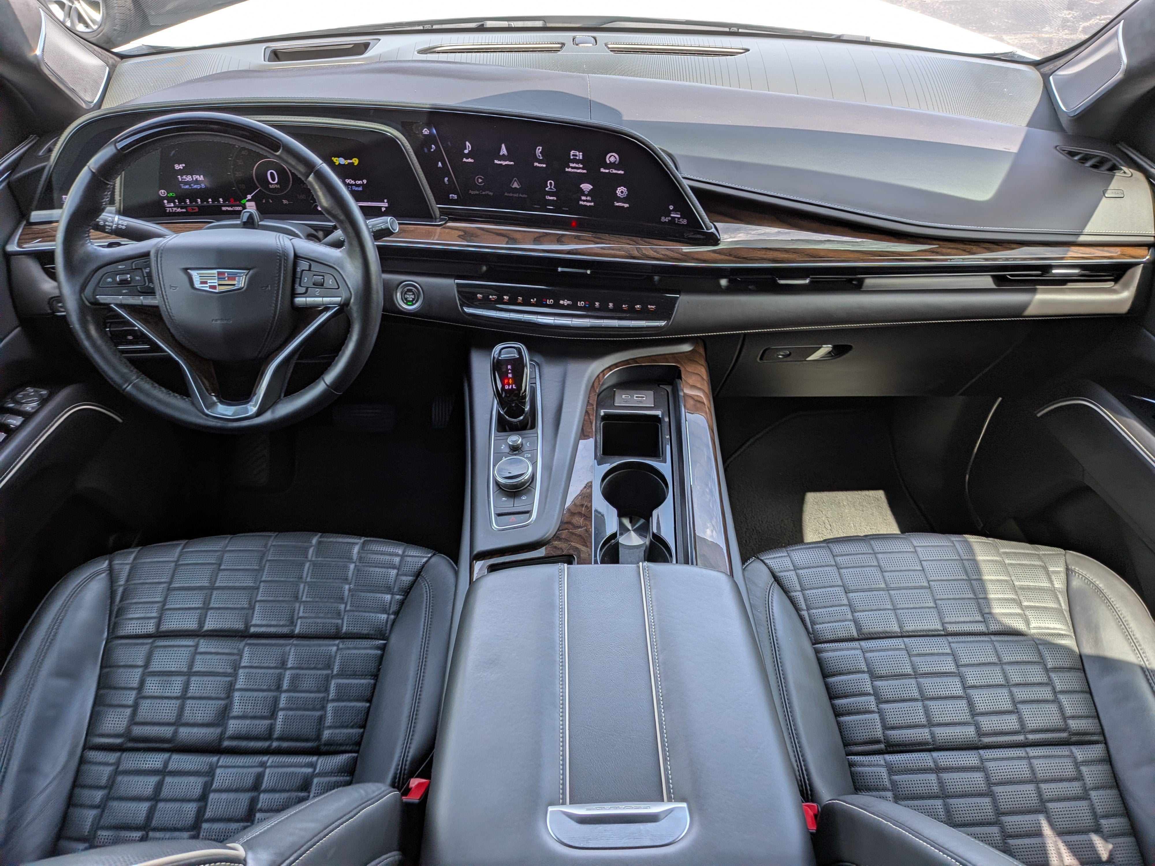 2022 Cadillac Escalade Sport Platinum