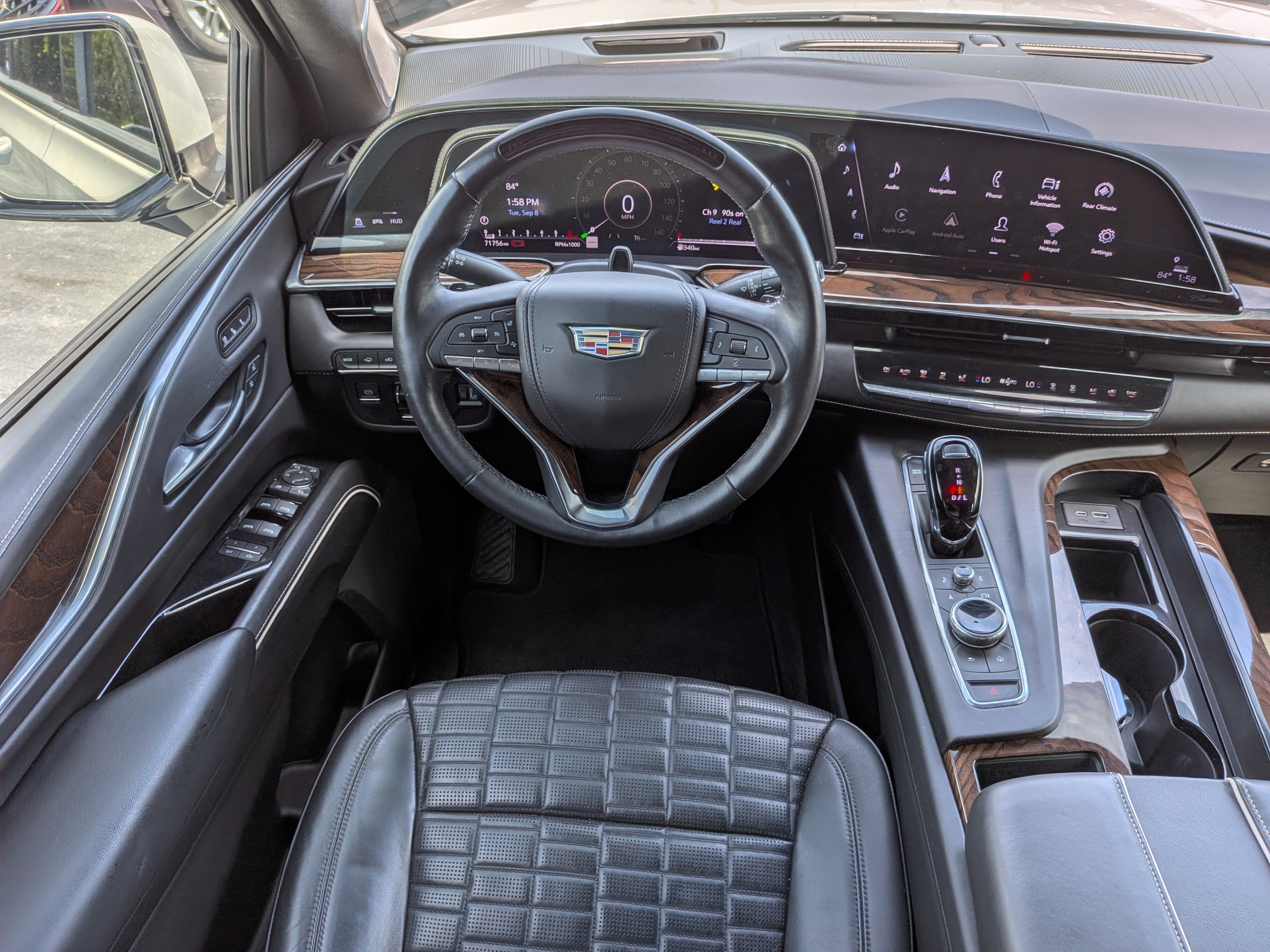 2022 Cadillac Escalade Sport Platinum
