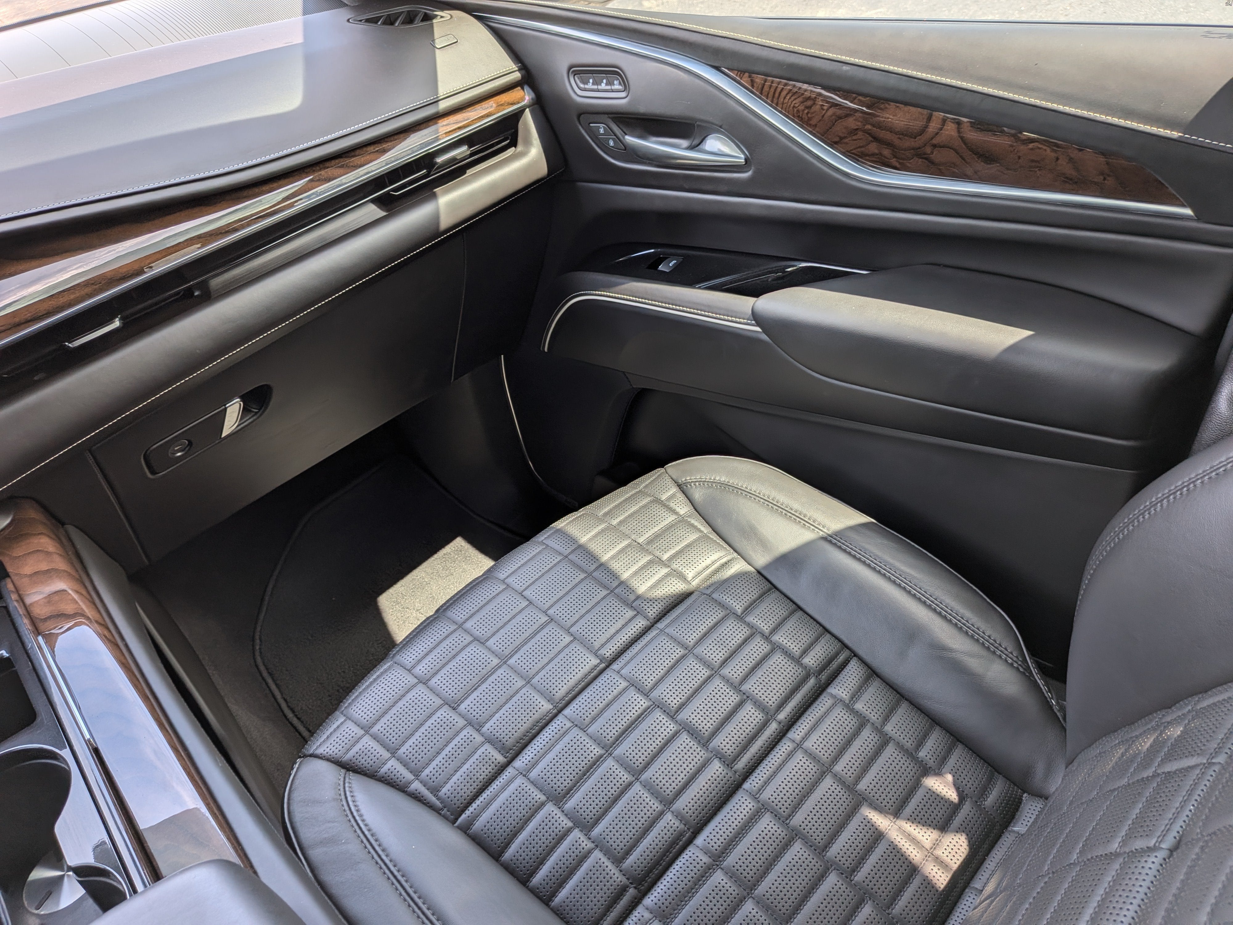 2022 Cadillac Escalade Sport Platinum