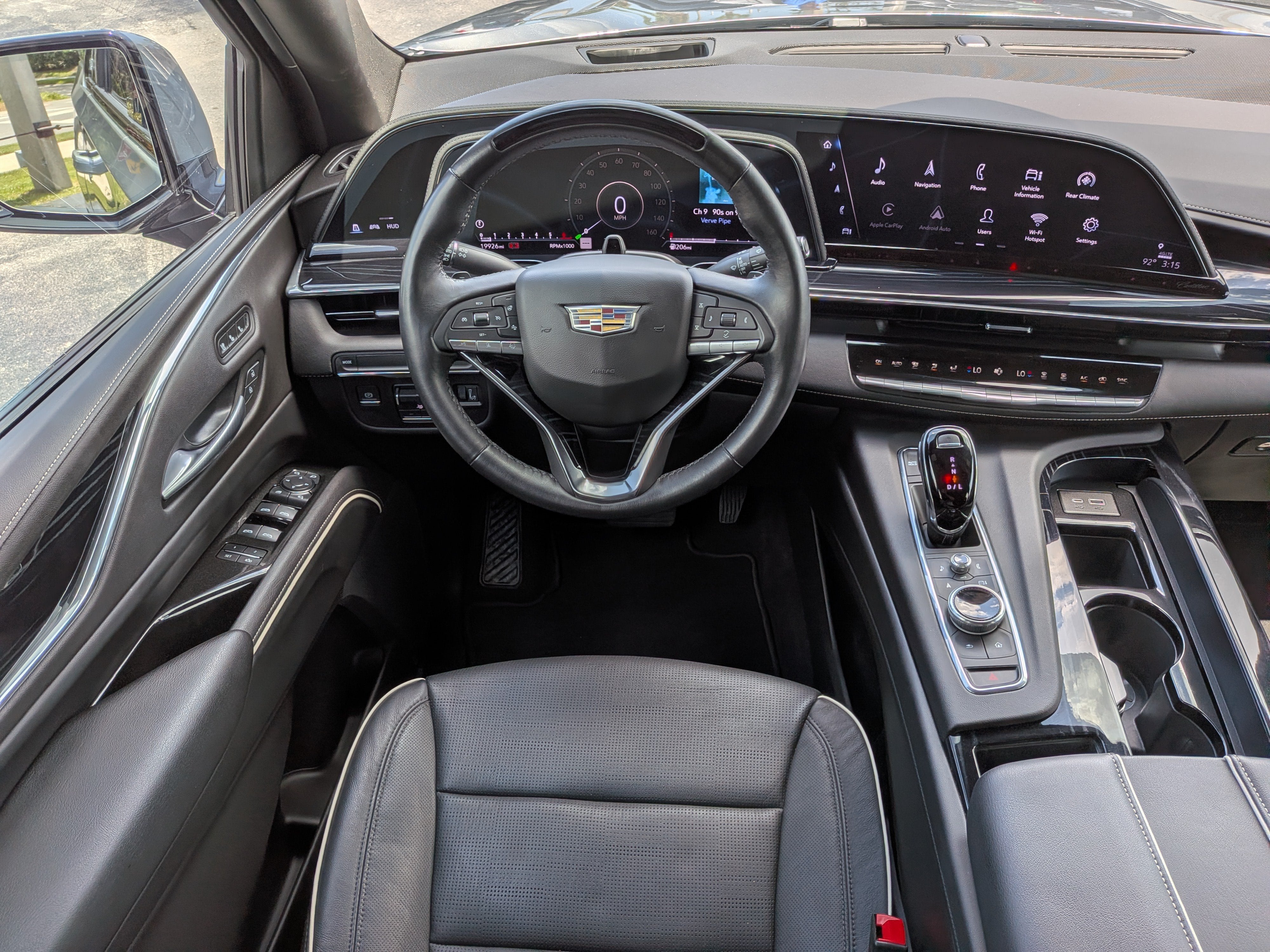 2024 Cadillac Escalade ESV Sport - Photo 15