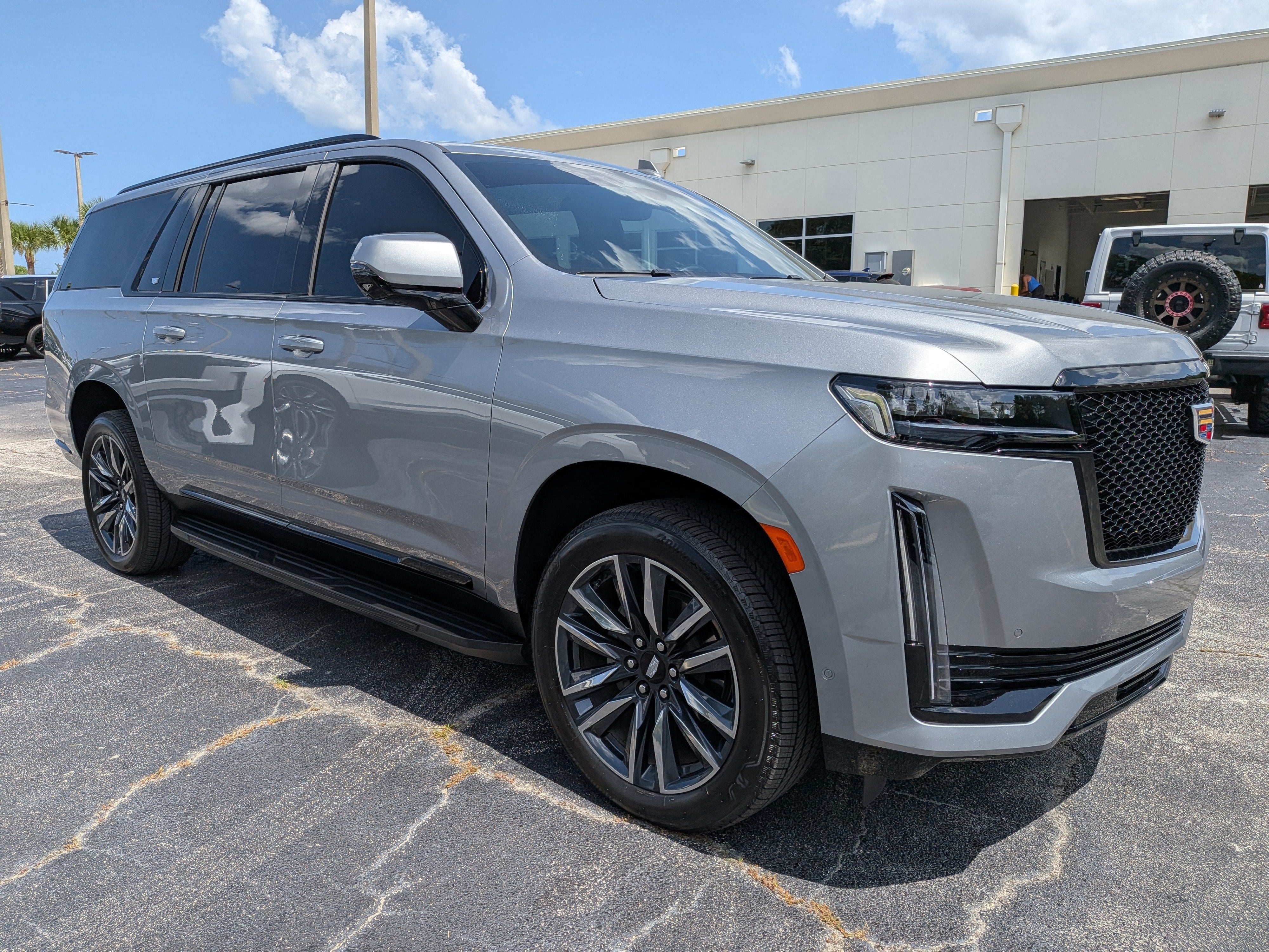 2024 Cadillac Escalade ESV Sport