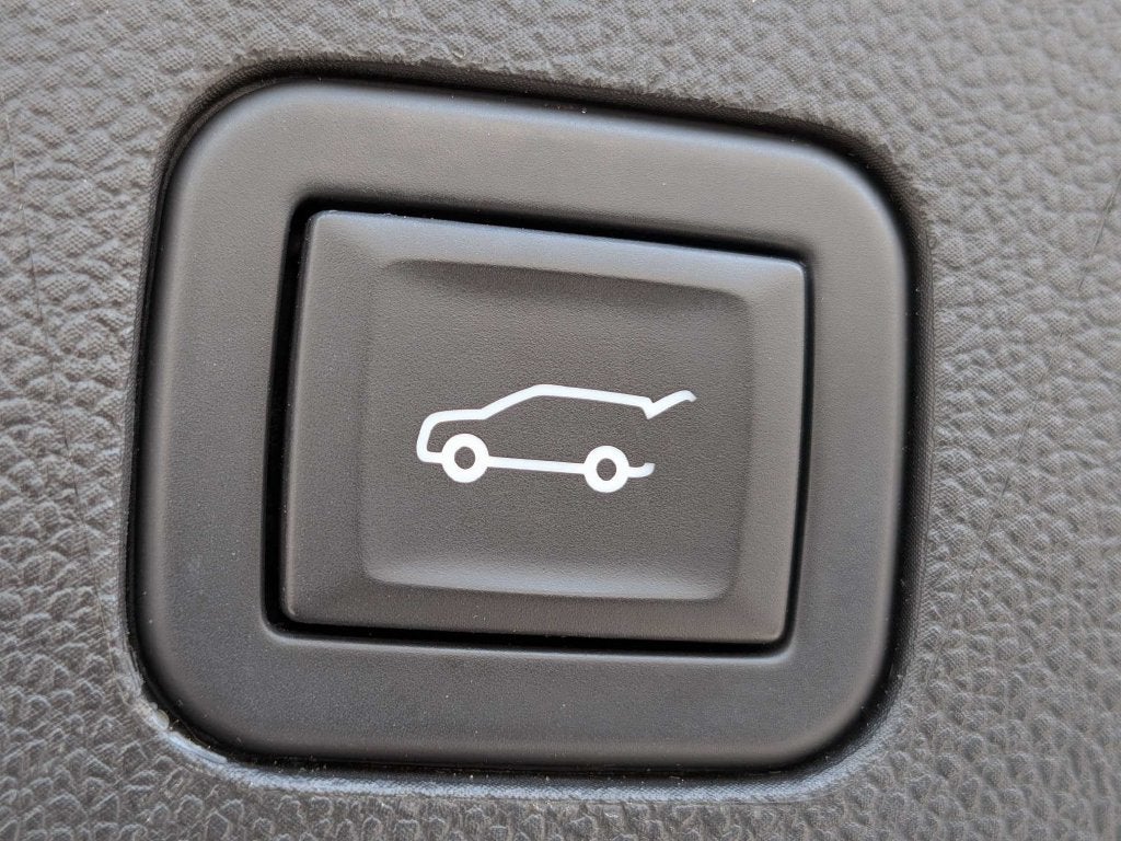 2023 Cadillac Escalade ESV RWD Sport Platinum