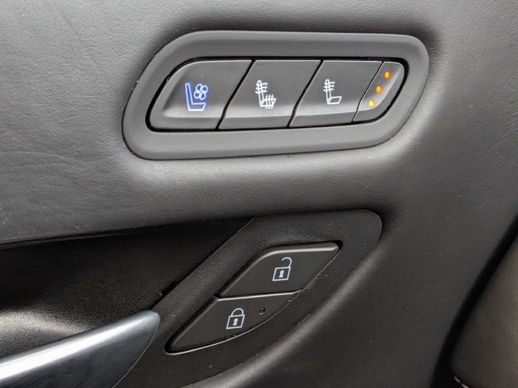2023 Cadillac Escalade ESV RWD Sport Platinum