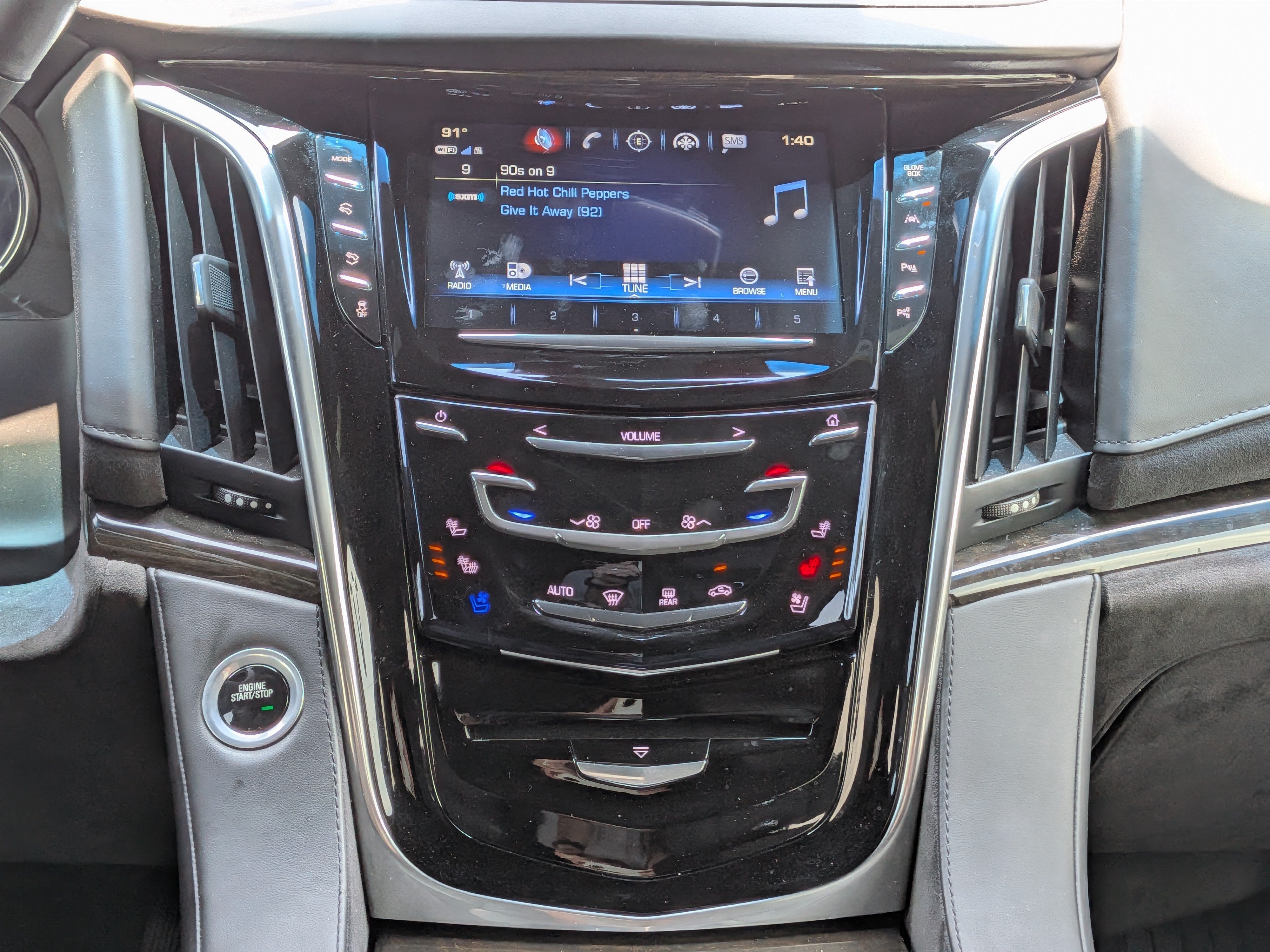 2019 Cadillac Escalade Platinum