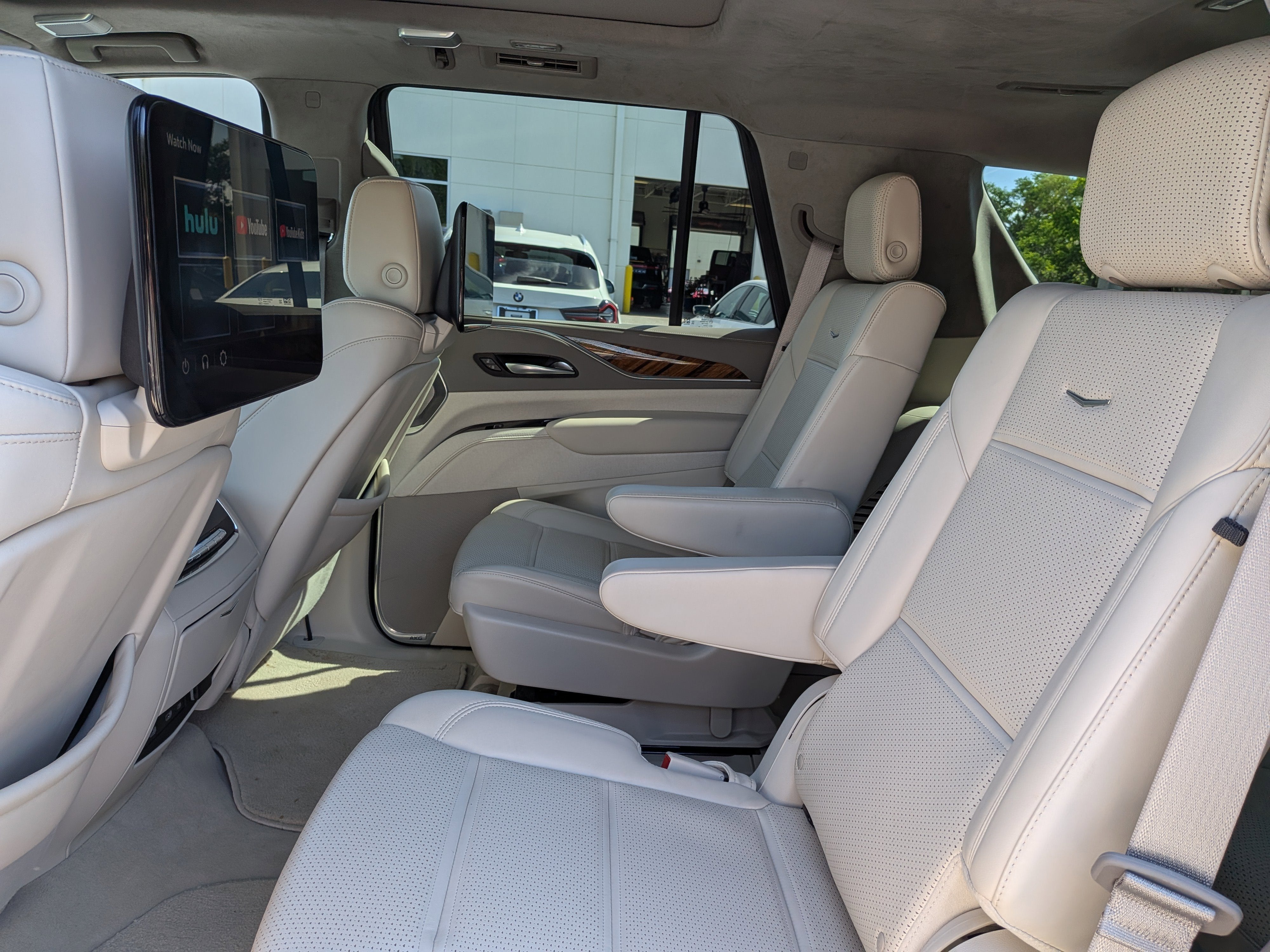 2022 Cadillac Escalade Sport Platinum