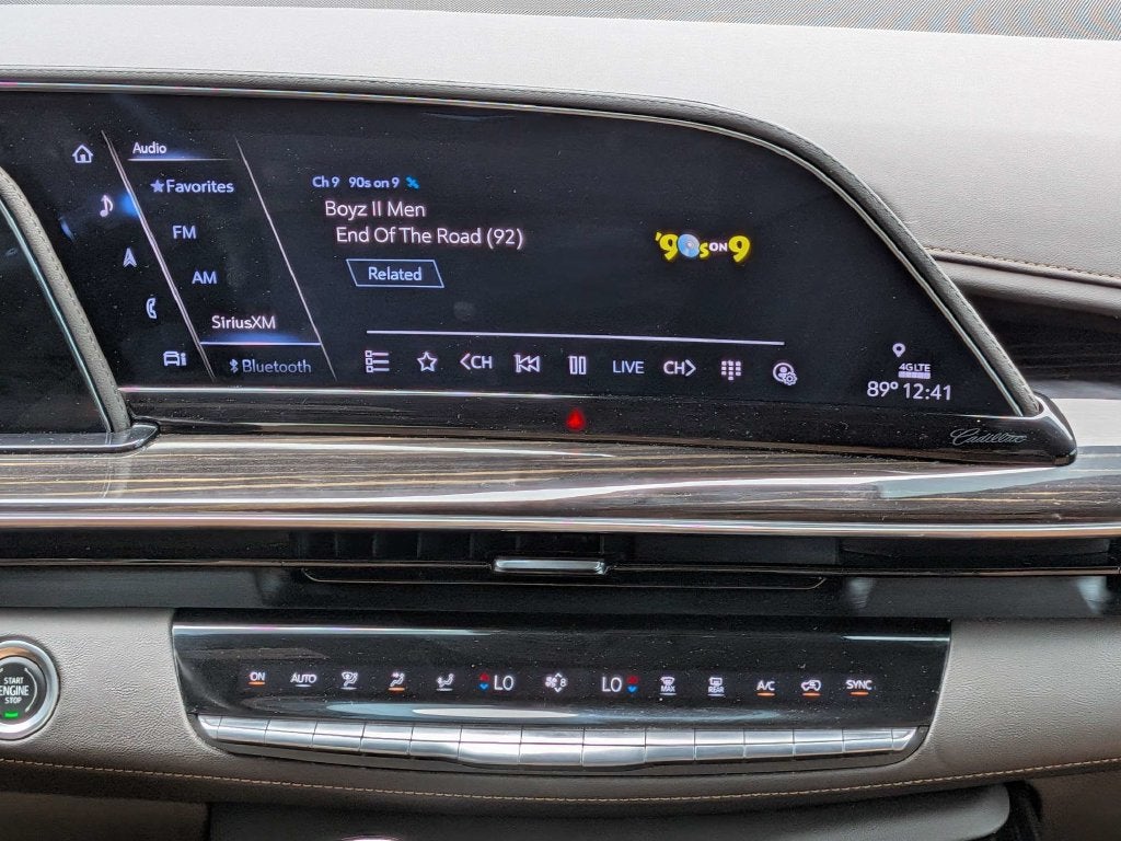 2022 Cadillac Escalade ESV Premium Luxury