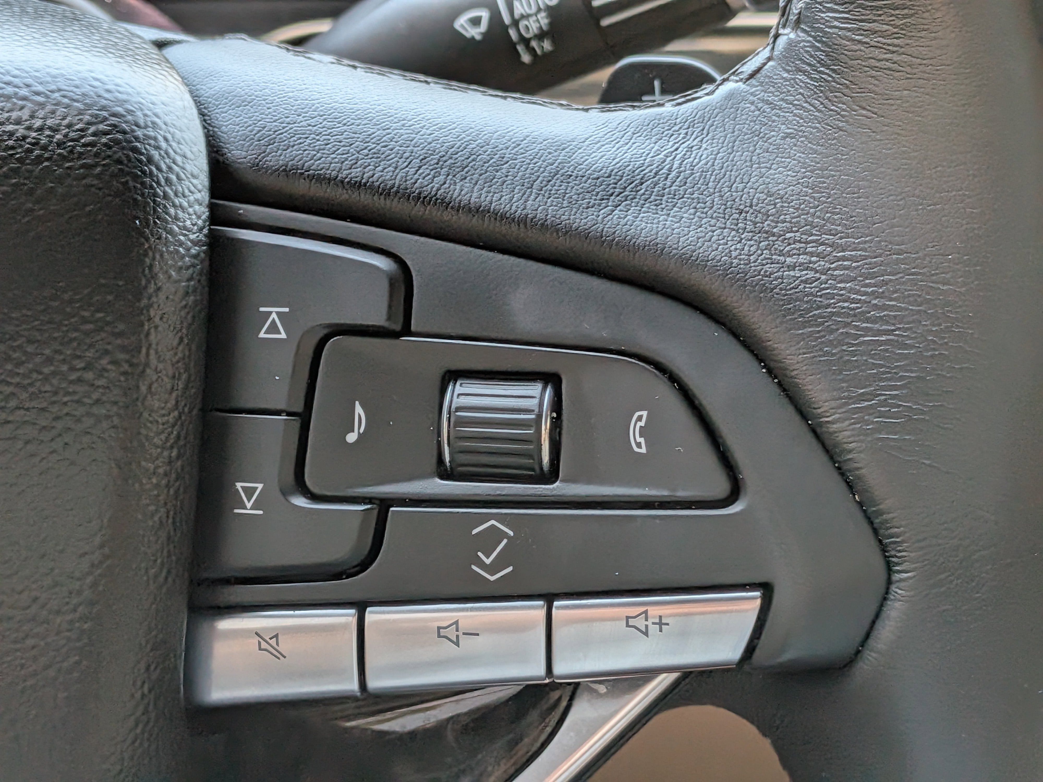 2024 Cadillac Escalade ESV Premium Luxury