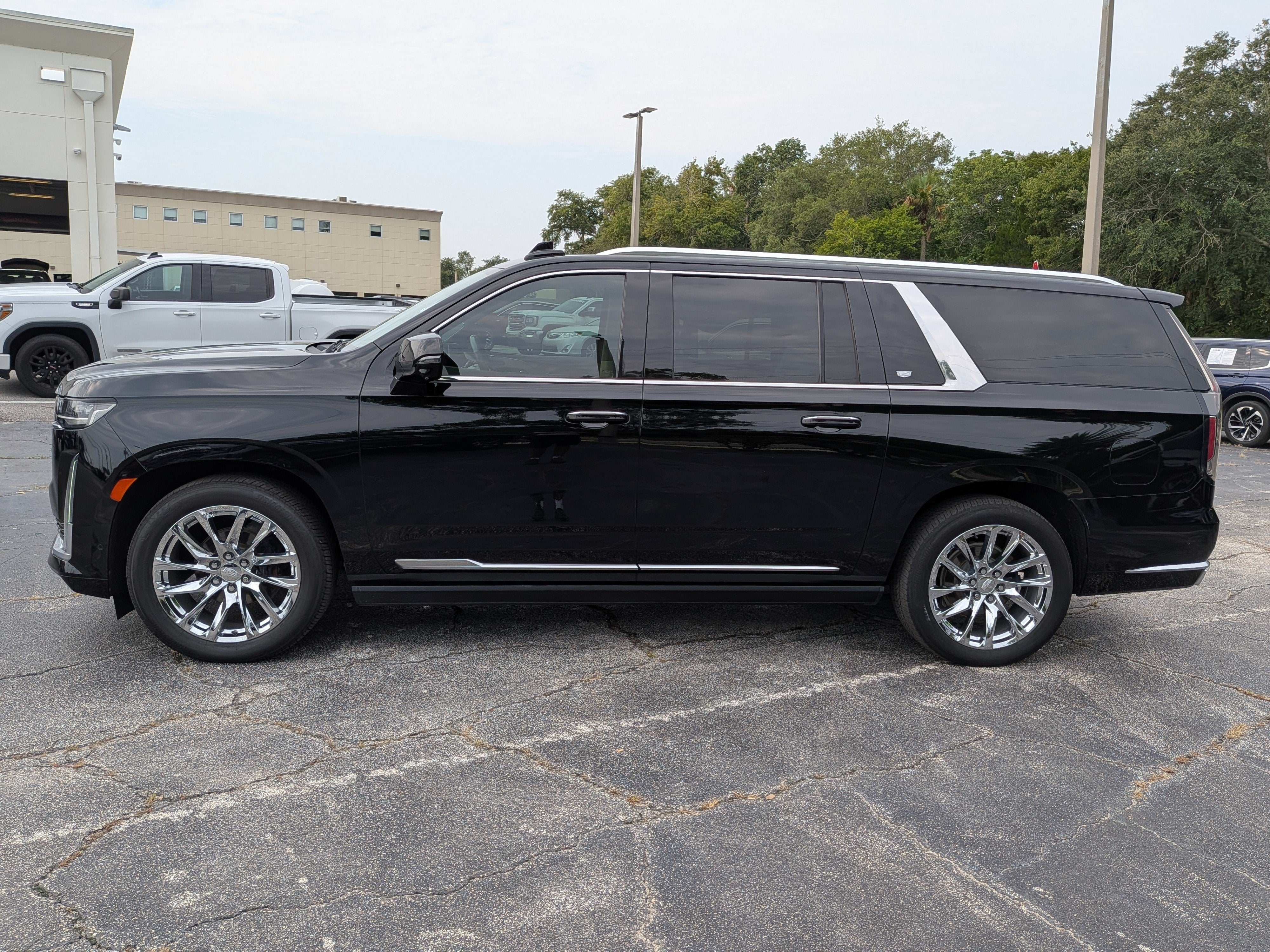 2021 Cadillac Escalade ESV Premium Luxury Platinum