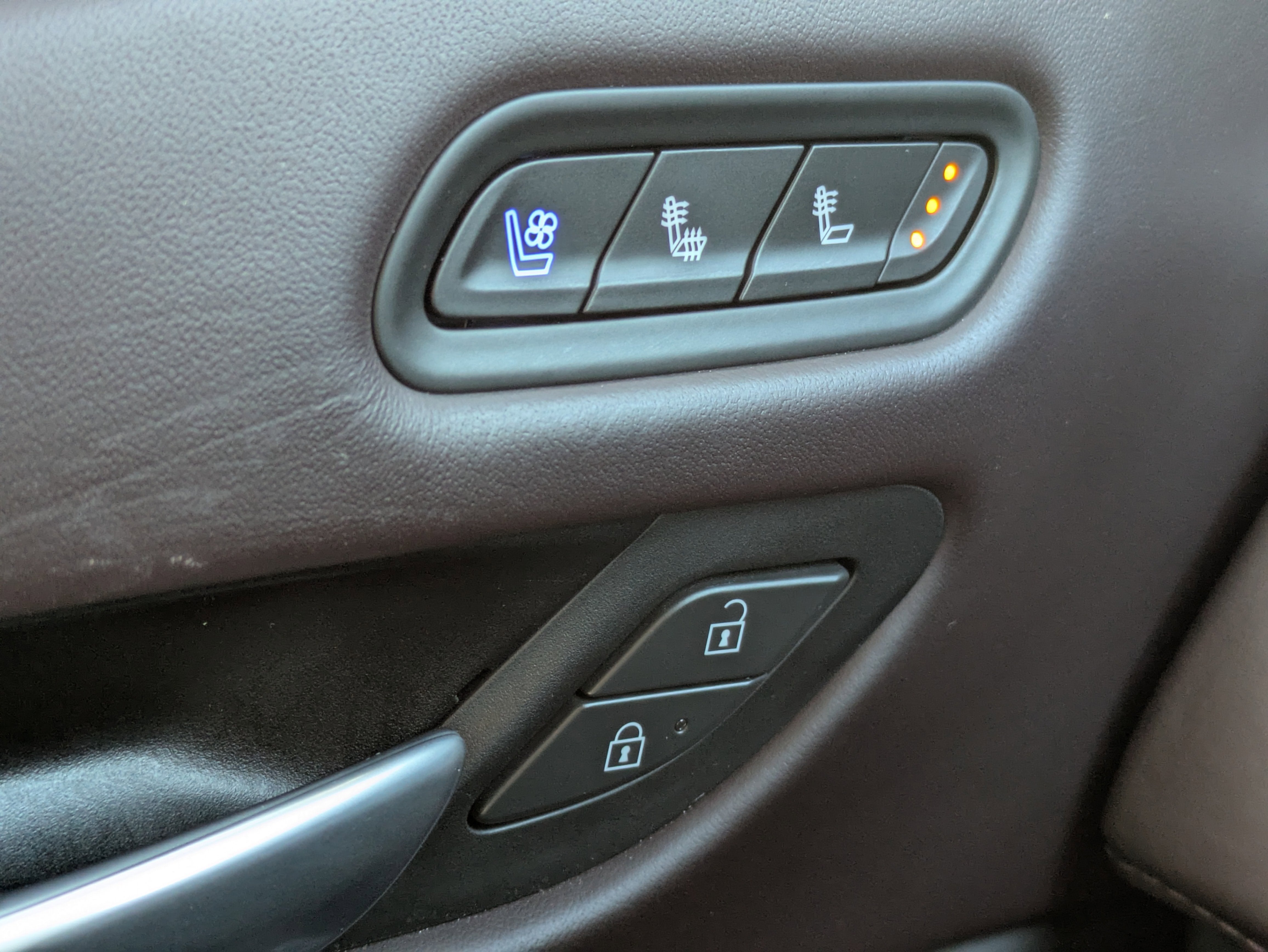 2024 Cadillac Escalade ESV Premium Luxury Platinum