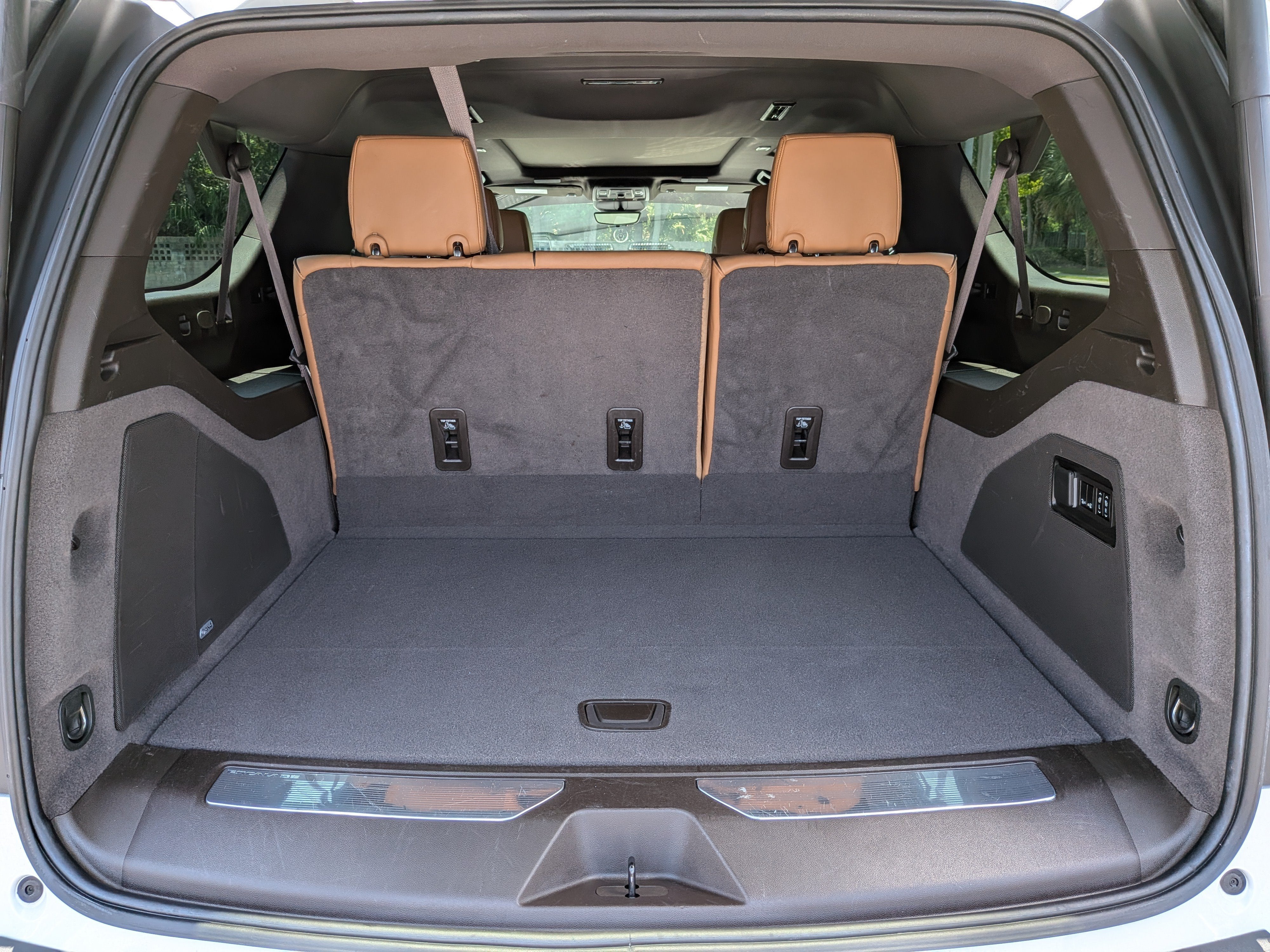 2023 Cadillac Escalade ESV Sport