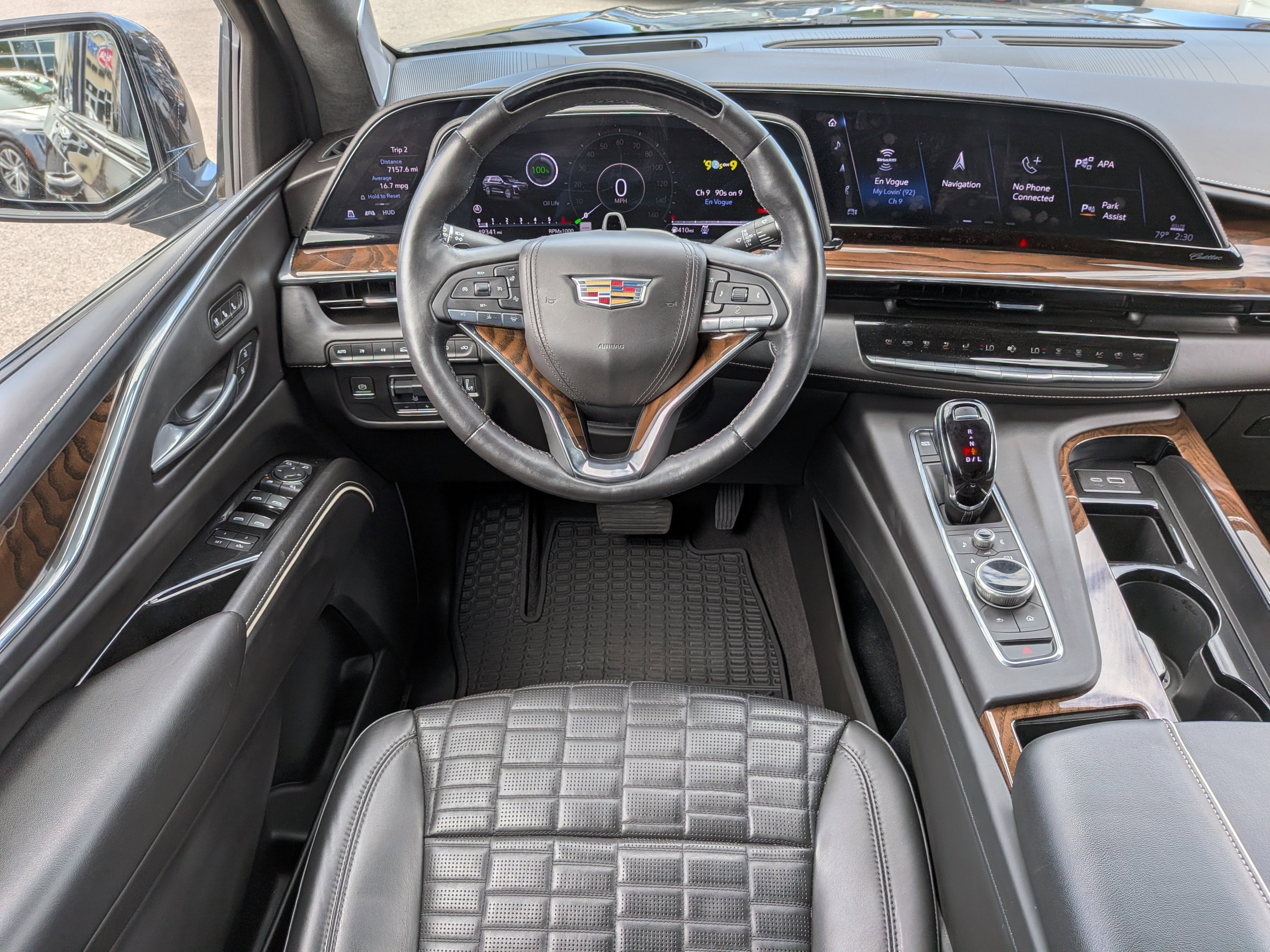 2023 Cadillac Escalade ESV Sport Platinum