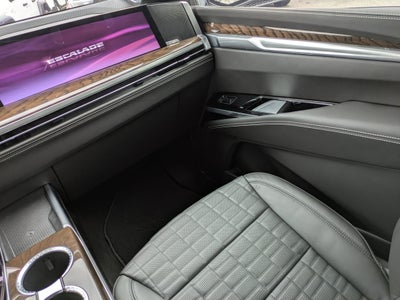 2025 Cadillac Escalade ESV Sport Platinum