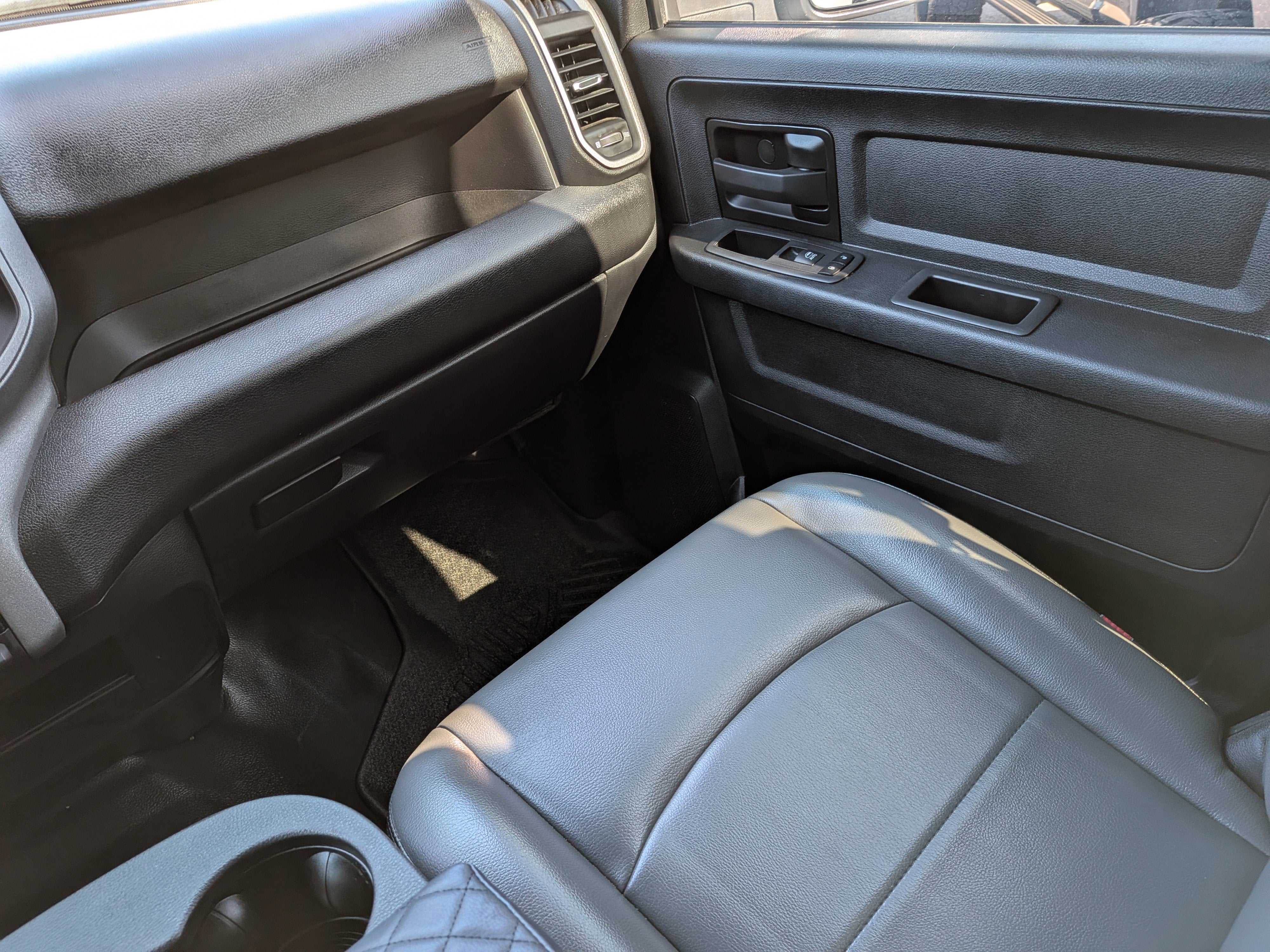 2024 RAM 2500 Tradesman Crew Cab 4x4 6'4" Box