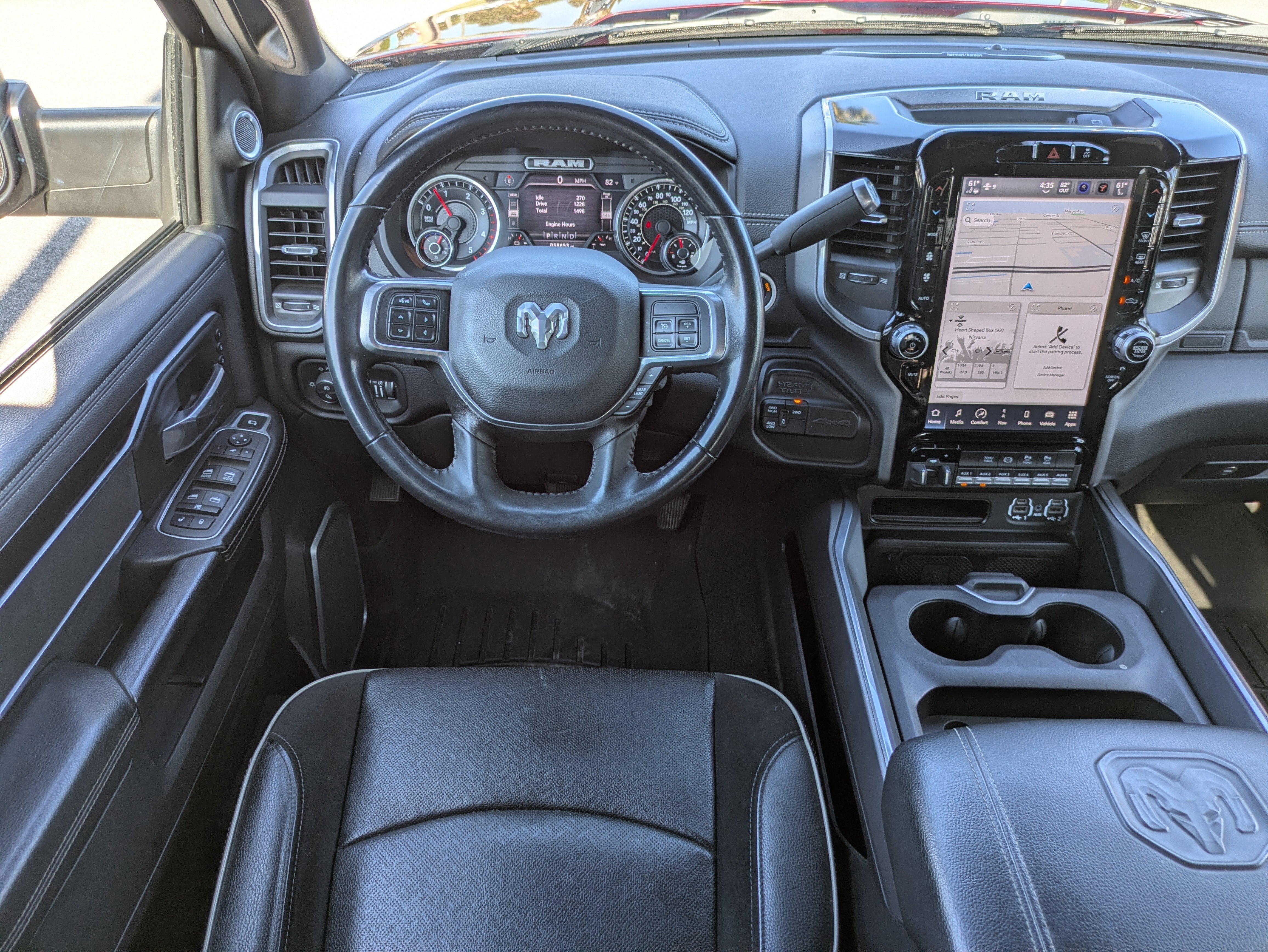 2022 RAM 2500 Laramie Crew Cab 4x4 6'4" Box