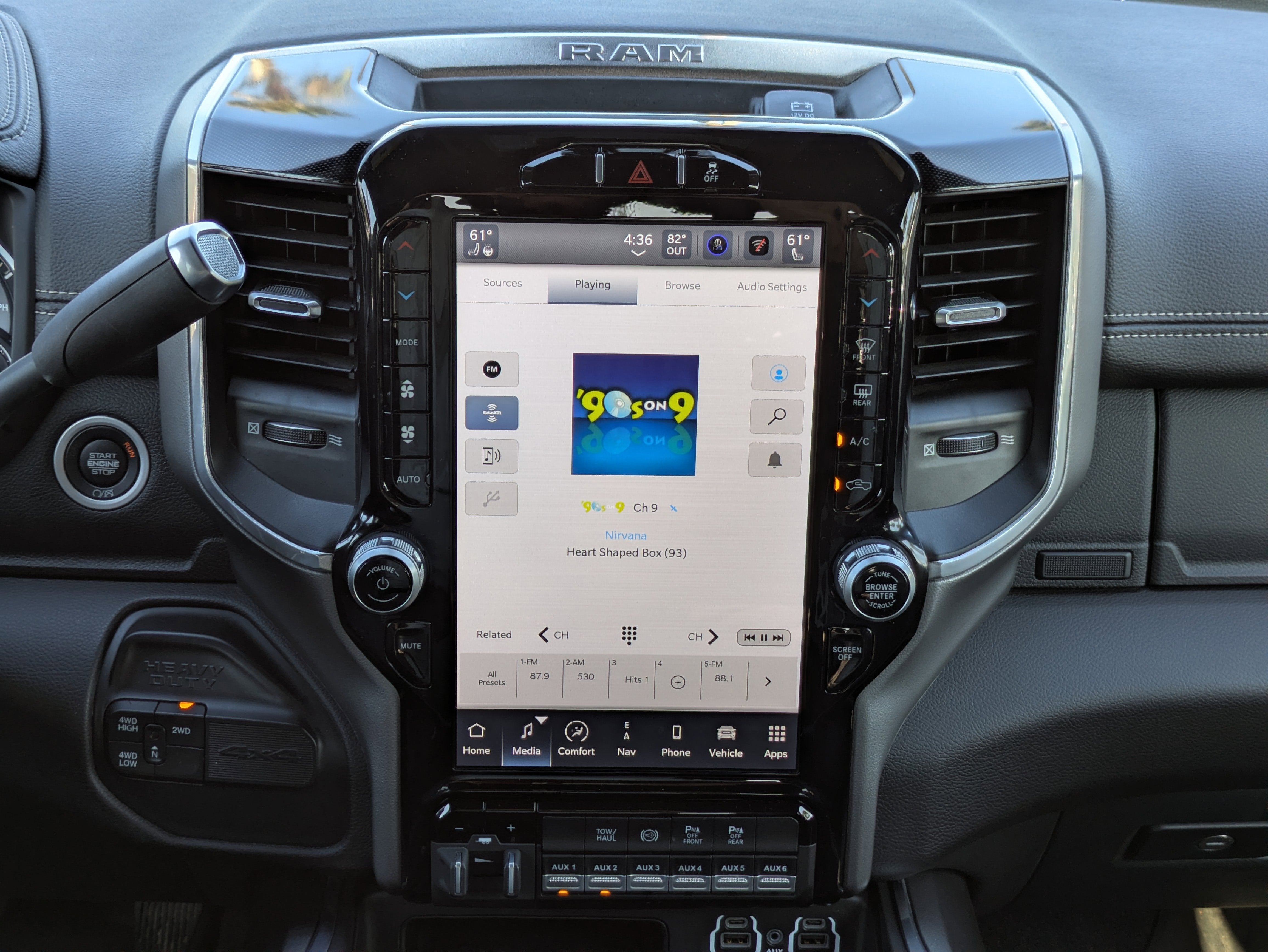 2022 RAM 2500 Laramie Crew Cab 4x4 6'4" Box