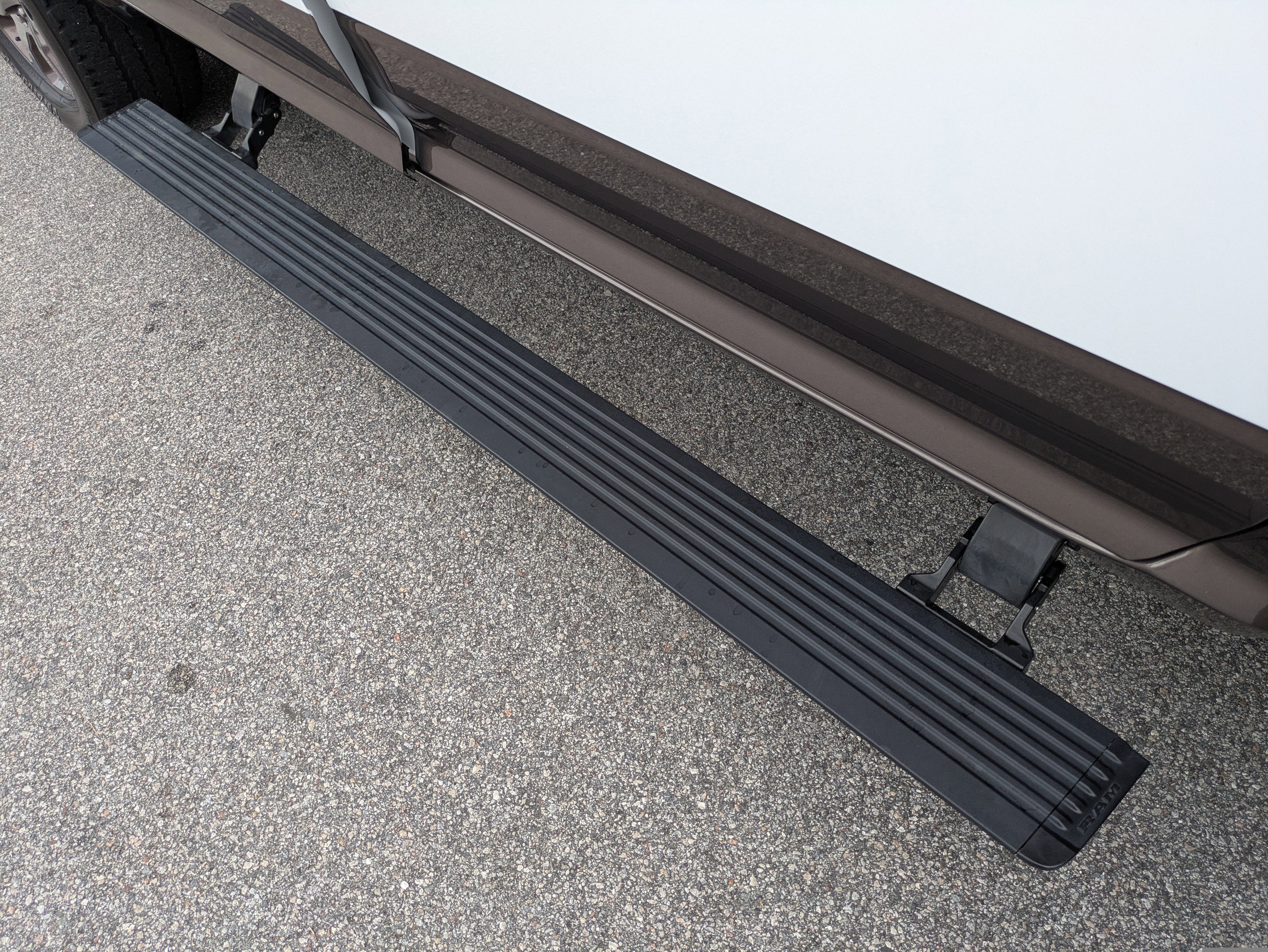 2022 RAM 2500 Limited Longhorn Crew Cab 4x4 6'4" Box