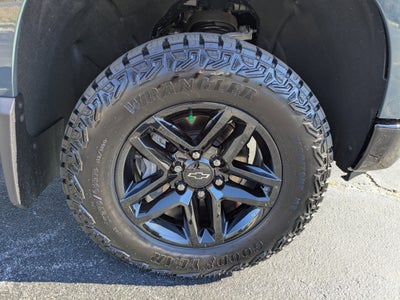 2025 Chevrolet Silverado 1500 Custom Trail Boss