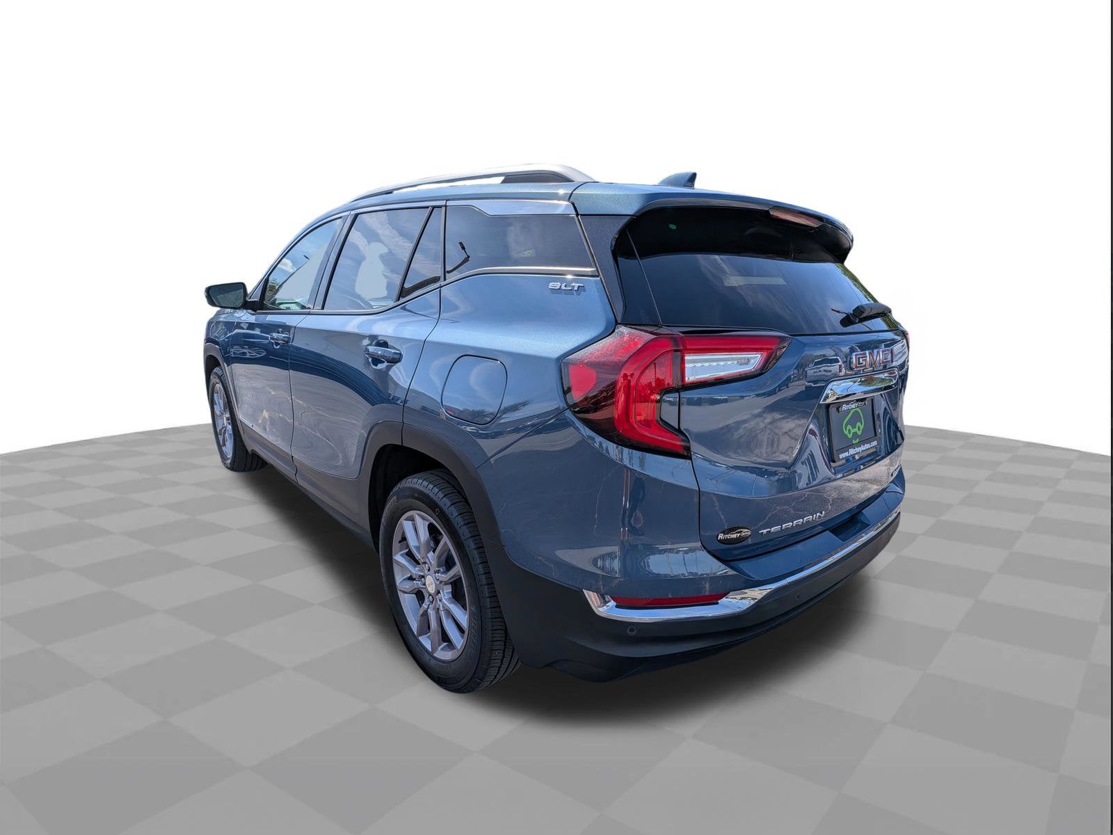 2024 GMC Terrain SLT
