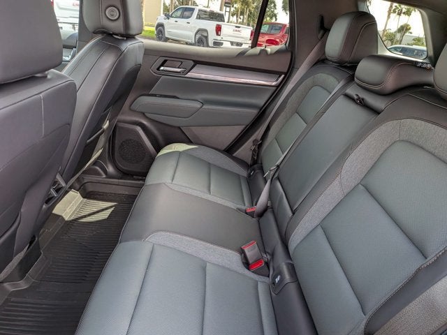 2027 GMC Terrain AT4 - Photo 21