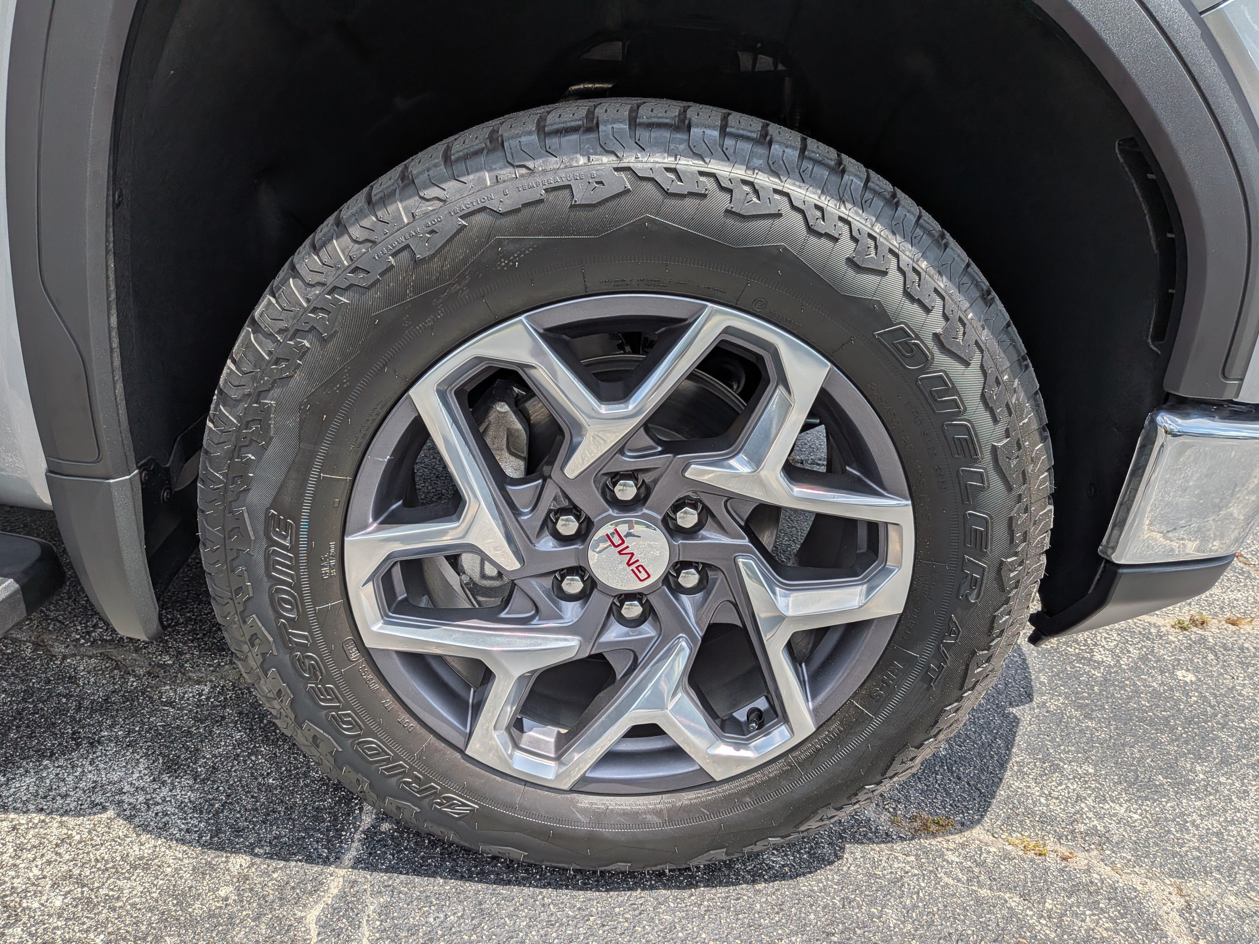 2026 GMC Sierra 1500 SLT - Photo 12