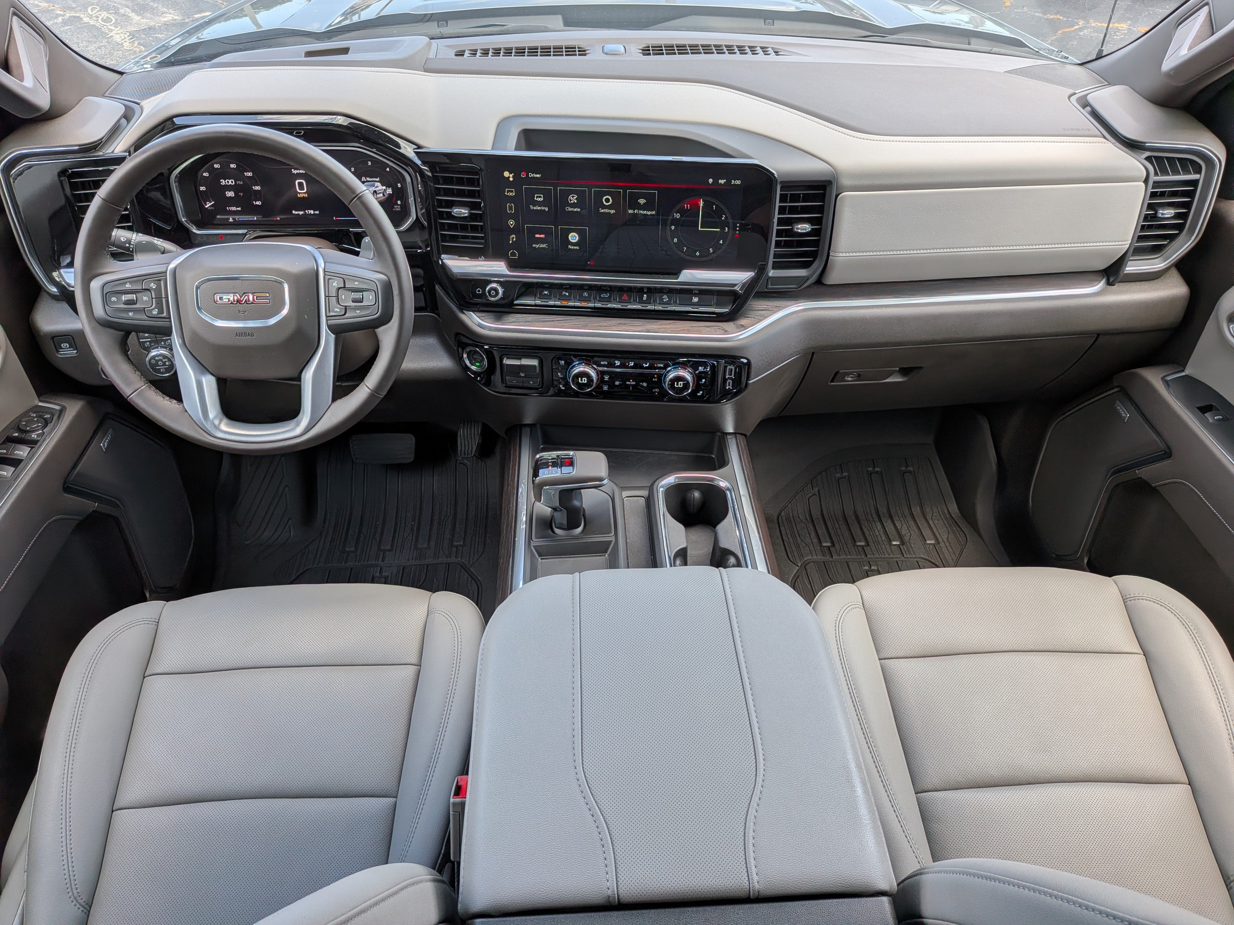 2026 GMC Sierra 1500 SLT - Photo 14
