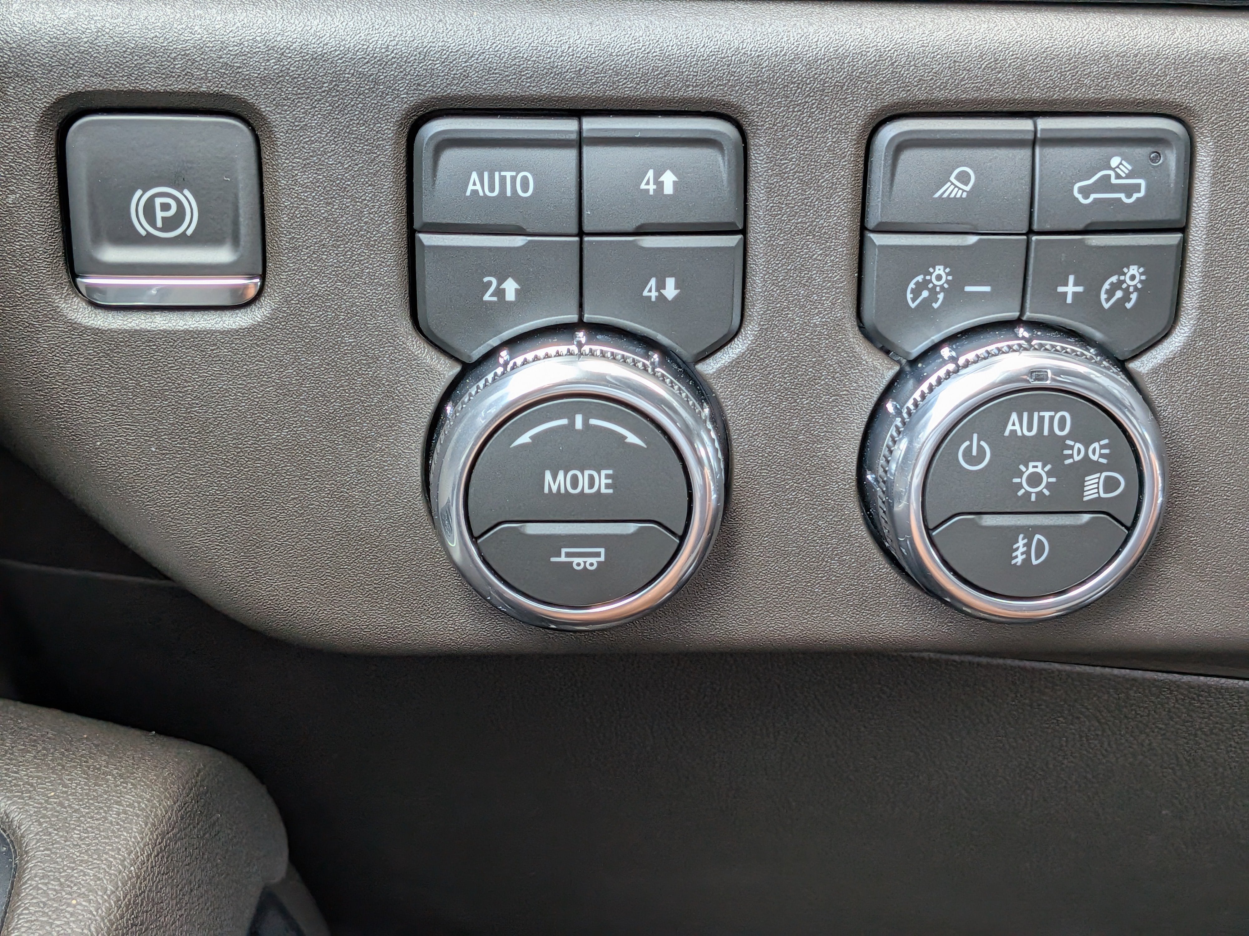 2026 GMC Sierra 1500 SLT - Photo 24