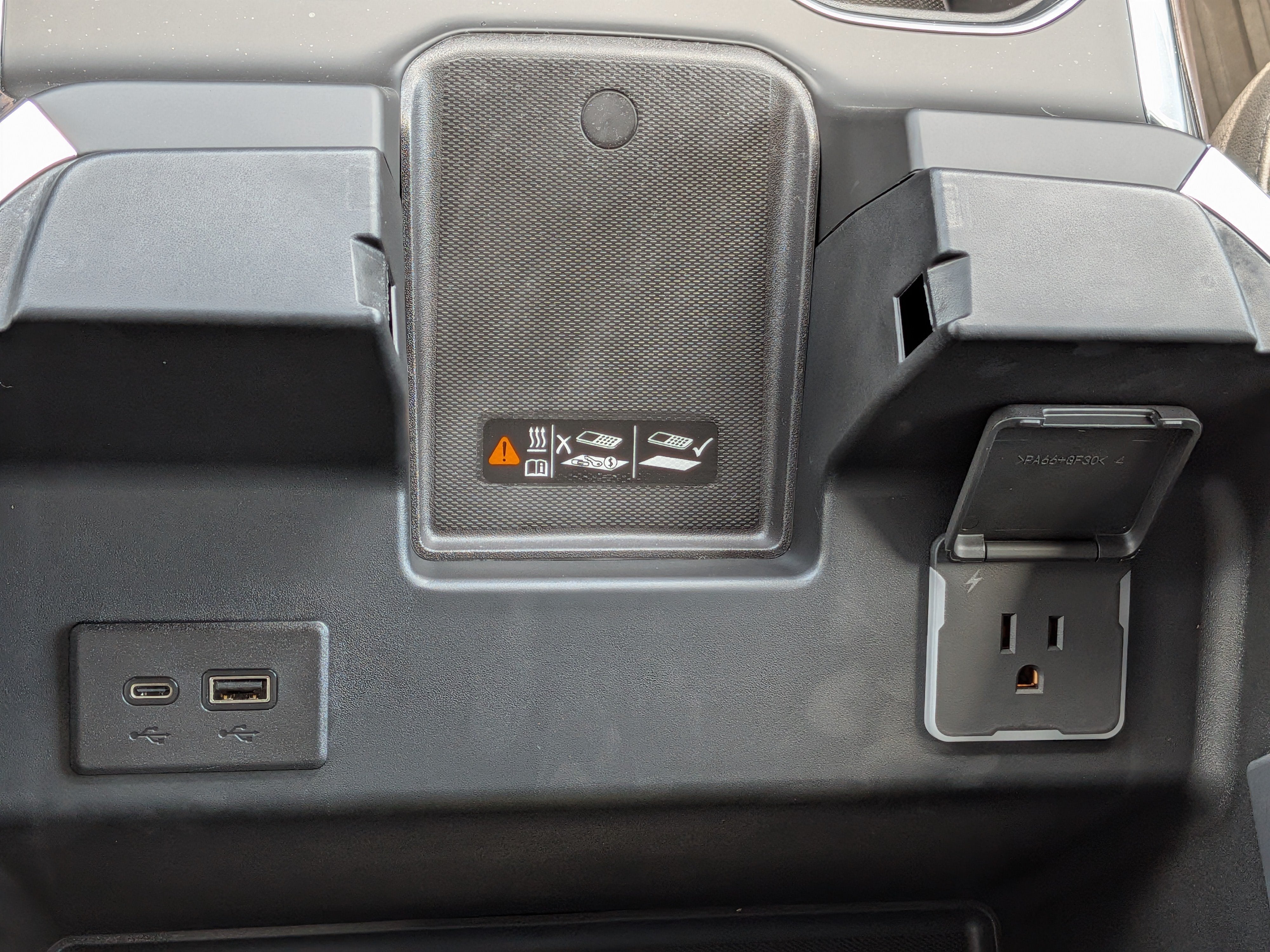 2026 GMC Sierra 1500 SLT - Photo 28