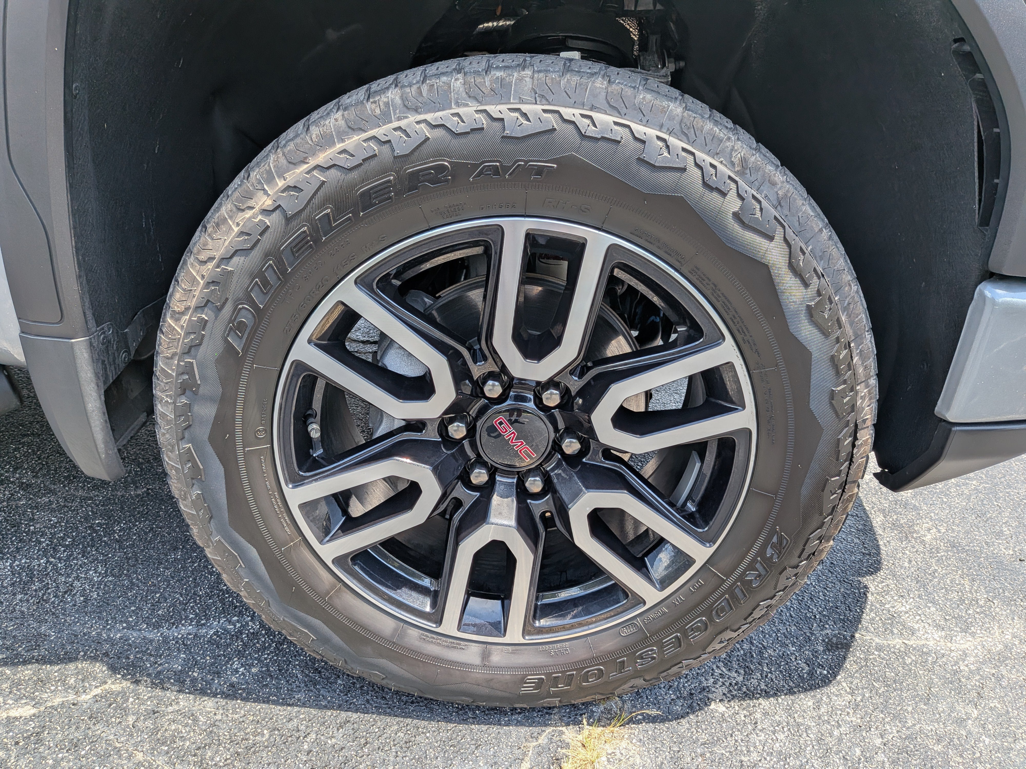 2025 GMC Sierra 1500 AT4