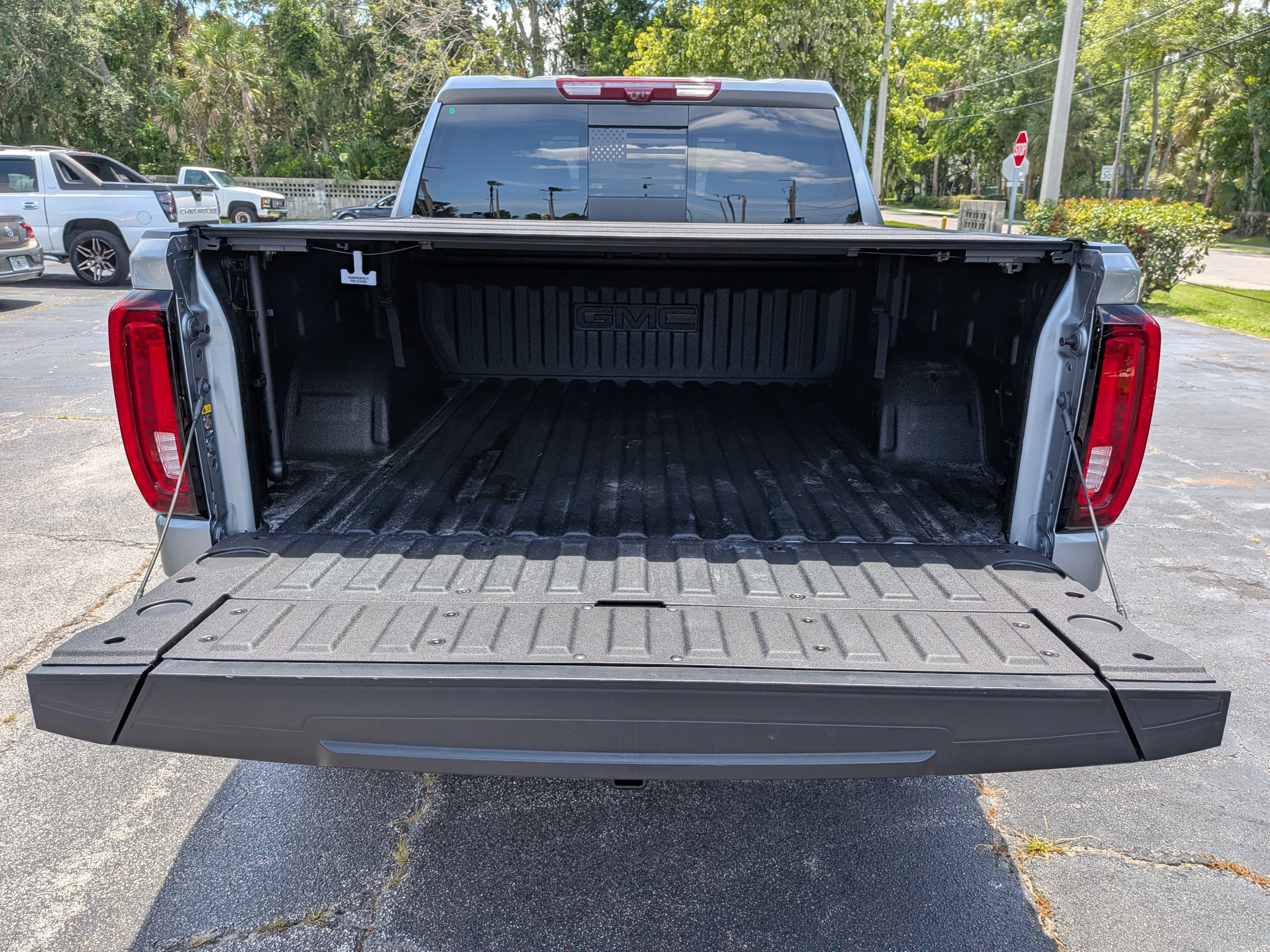 2025 GMC Sierra 1500 AT4