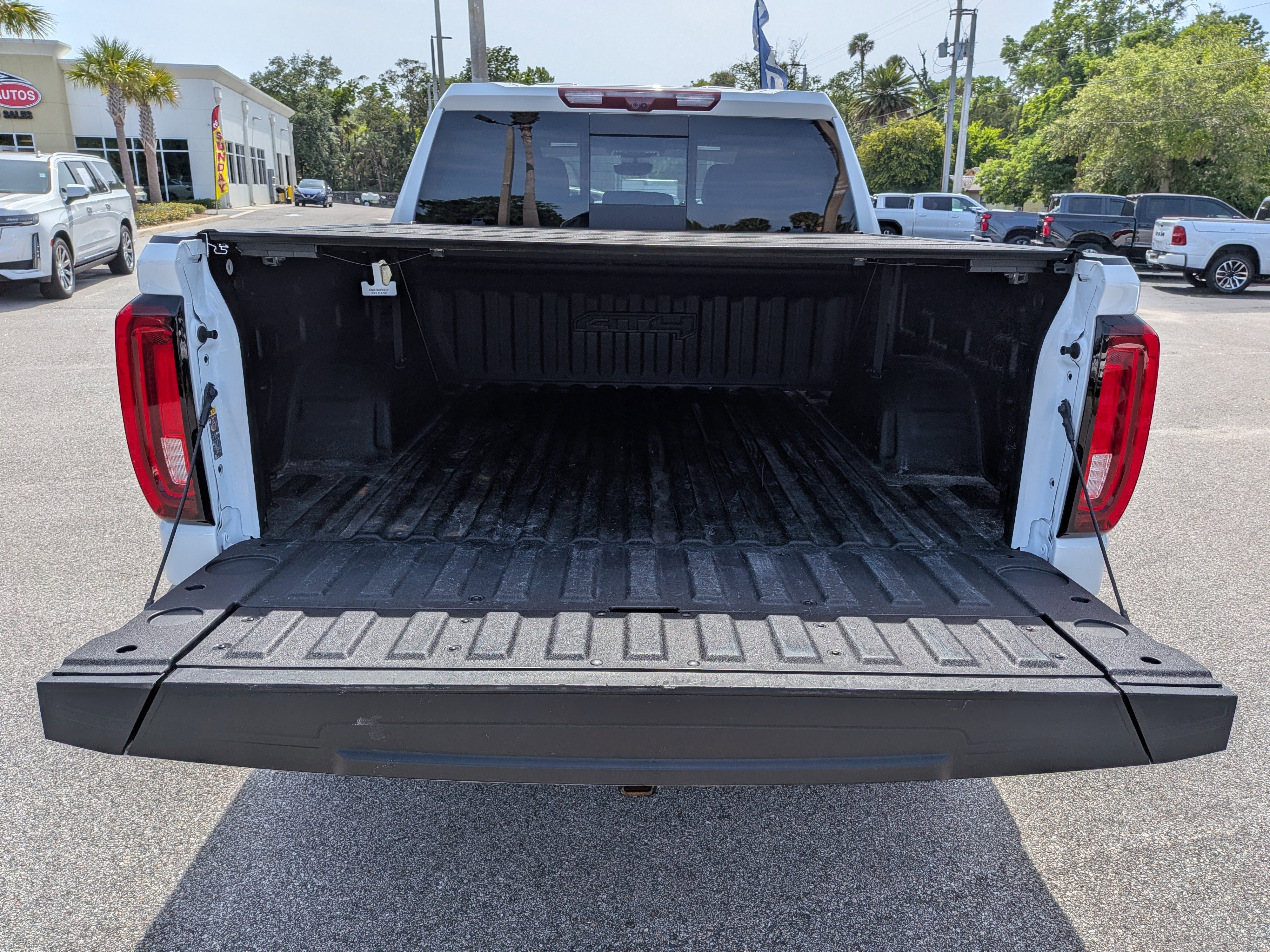 2024 GMC Sierra 1500 AT4