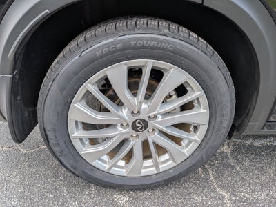 2023 INFINITI QX50 LUXE AWD